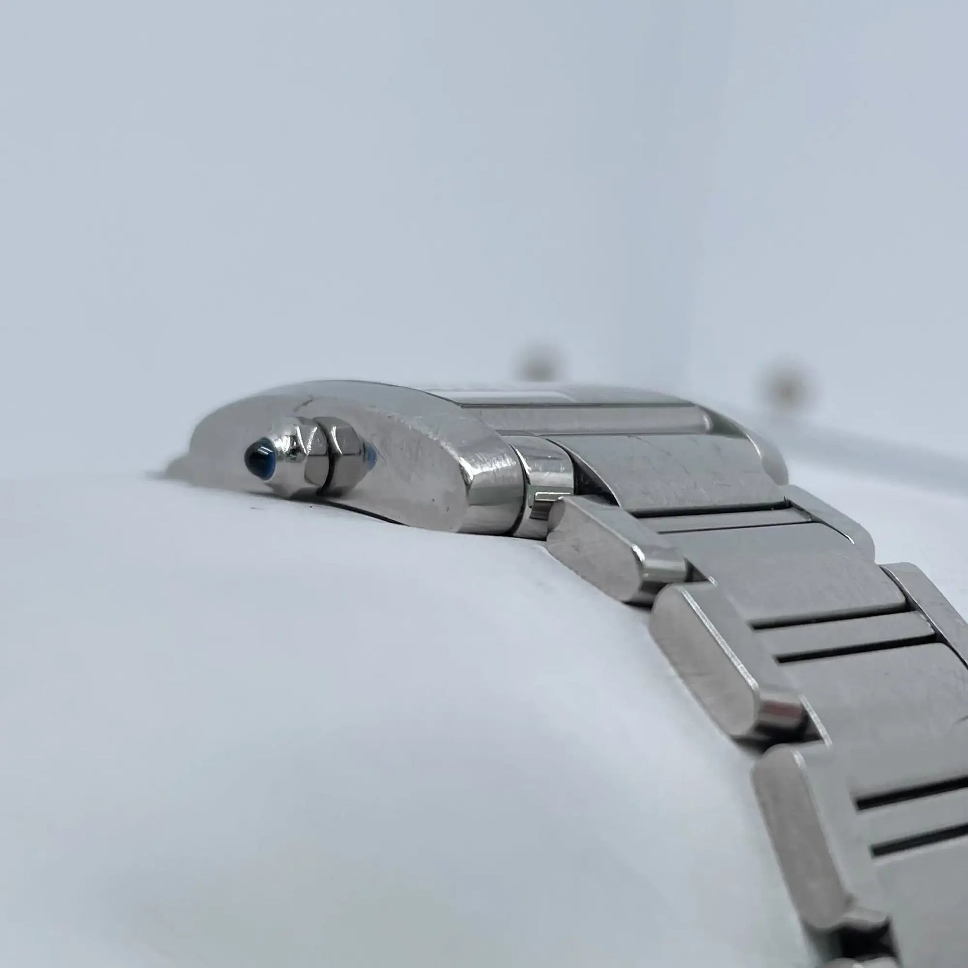 3rd image of Cartier Tank Francaise Wristwatch, PreOwned condition