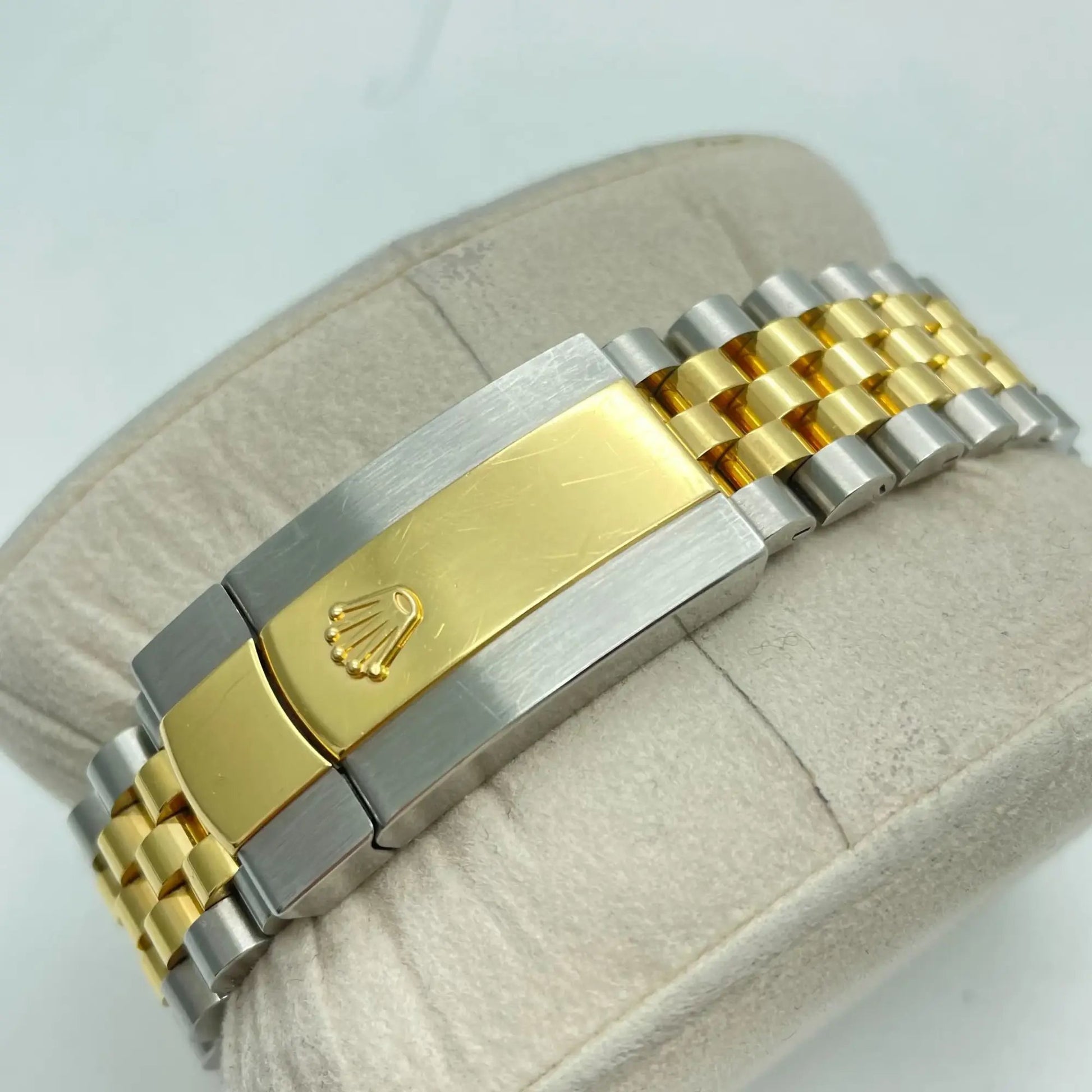 12th image of Rolex Rolex Datejust 126233 Wristwatch, PreOwned condition