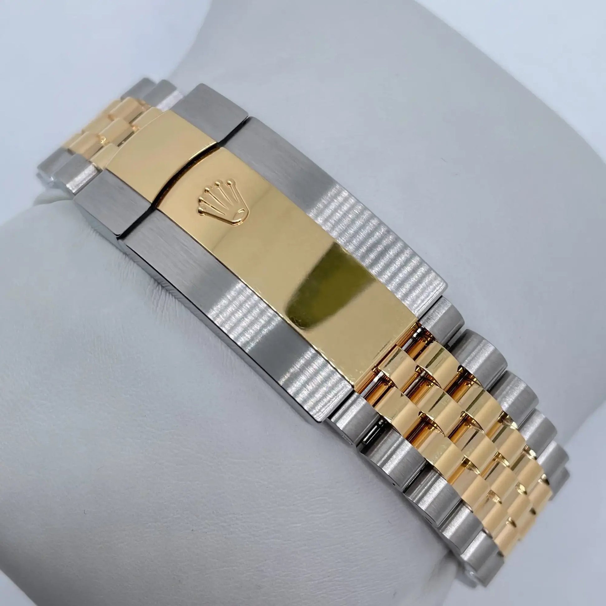 10th image of Rolex Sky-Dweller Wristwatch, New condition