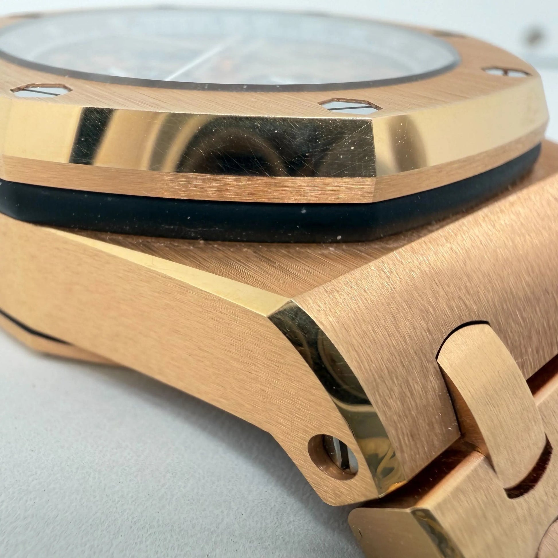 4th image of Audemars Piguet 26470OR Wristwatch, PreOwned condition