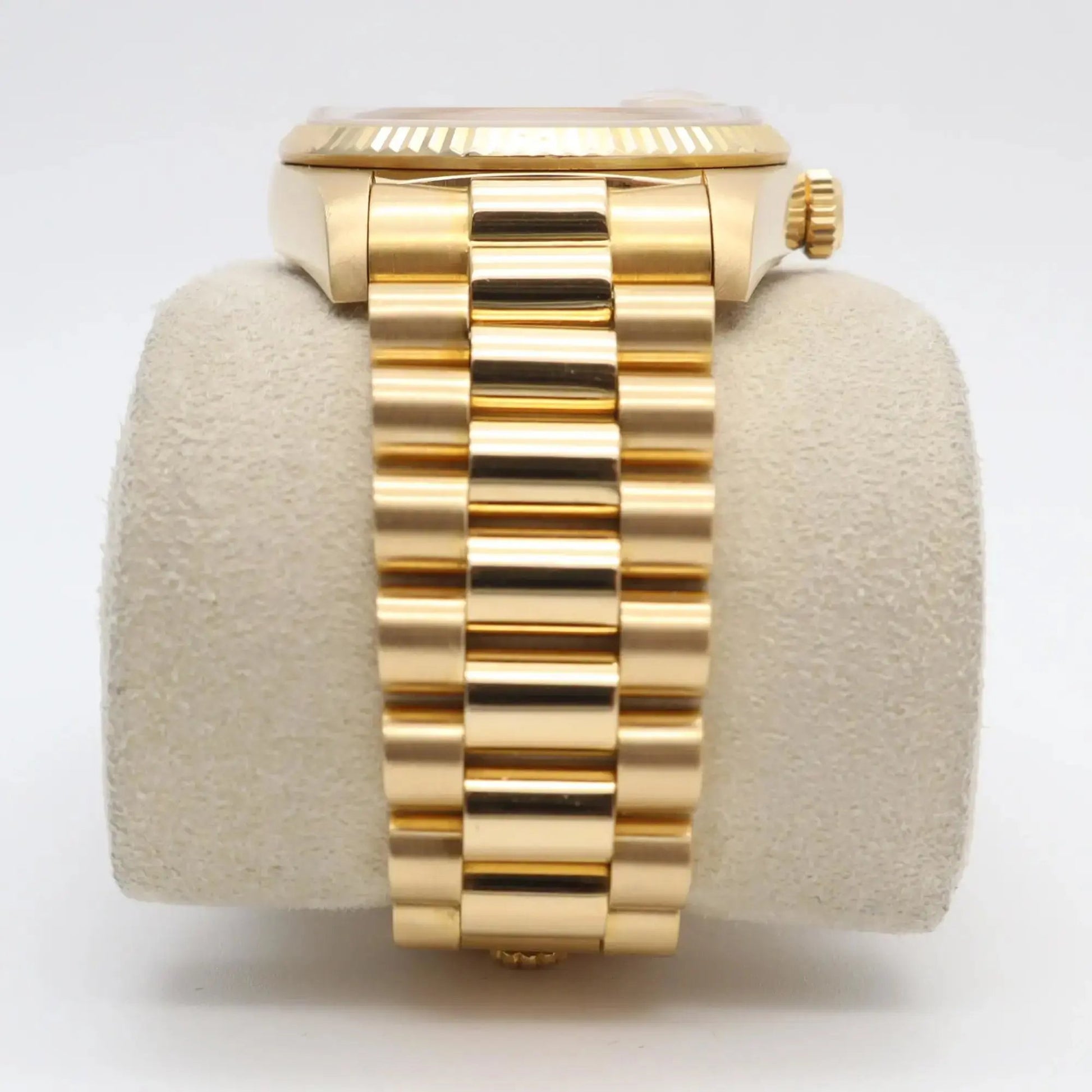 8th image of Rolex Rolex Day-Date 18038 Wristwatch, PreOwned condition