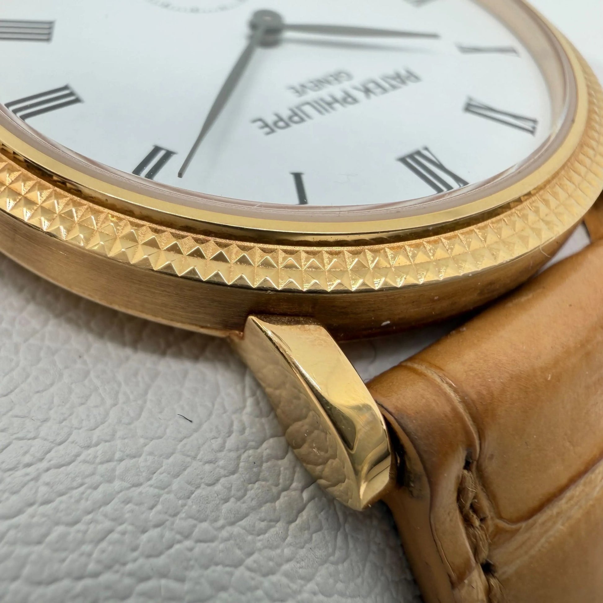 3rd image of Patek Philippe Calatrava Wristwatch, PreOwned condition