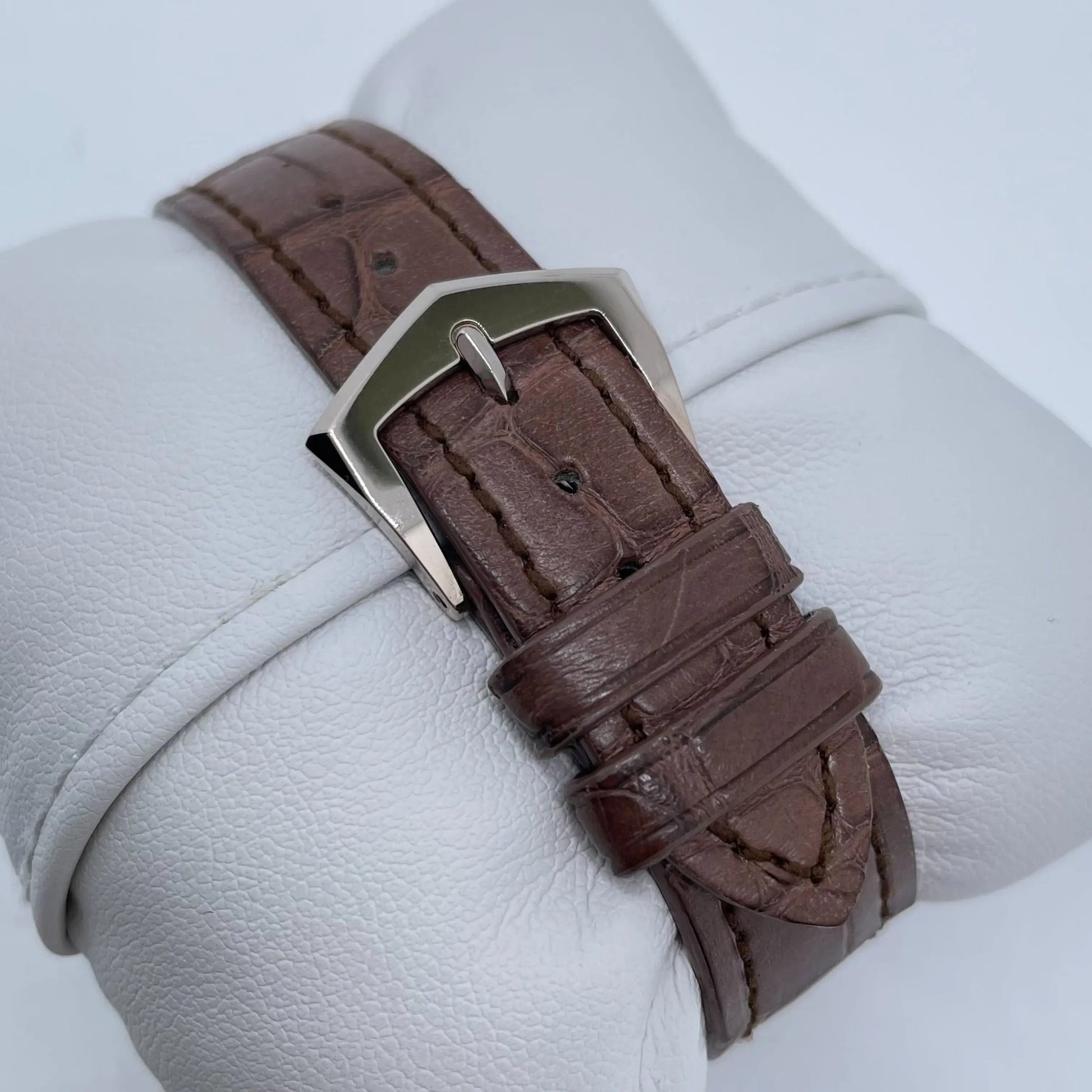 14th image of Patek Philippe Patek Philippe Calatrava Wristwatch, PreOwned condition