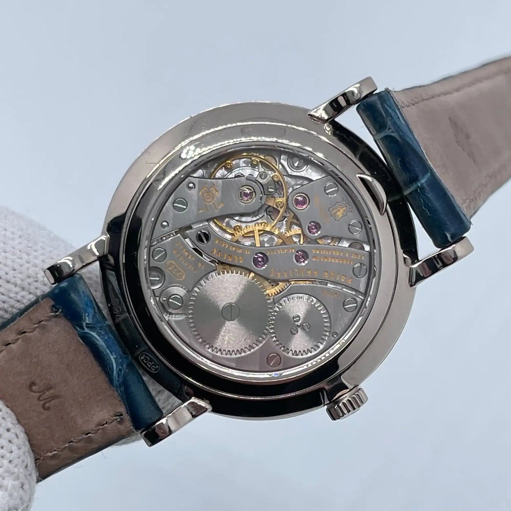 13th image of Patek Philippe  Patek Philippe Calatrava Wristwatch, PreOwned condition
