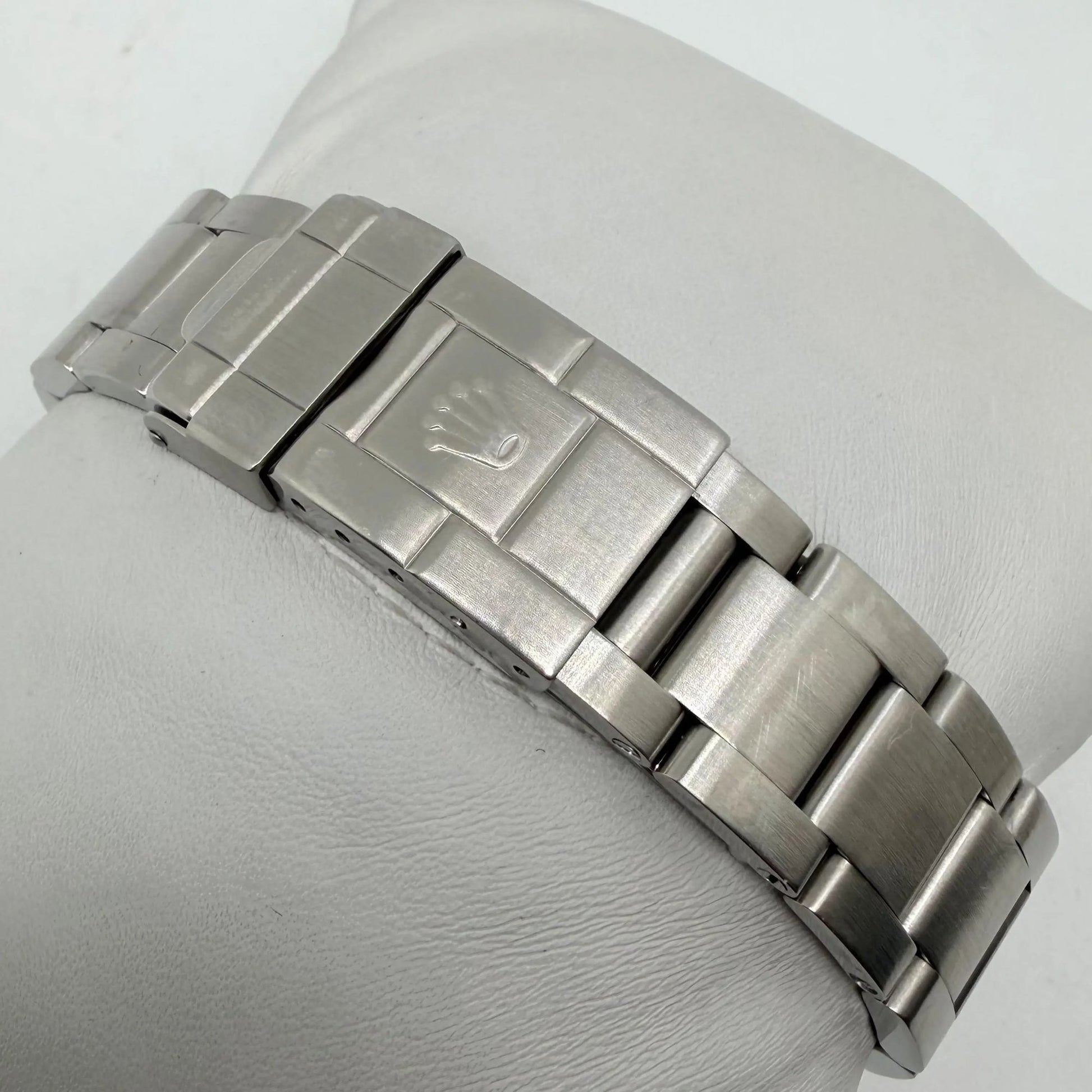 11th image of Rolex Rolex GMT-Master II 16710 Wristwatch, PreOwned condition