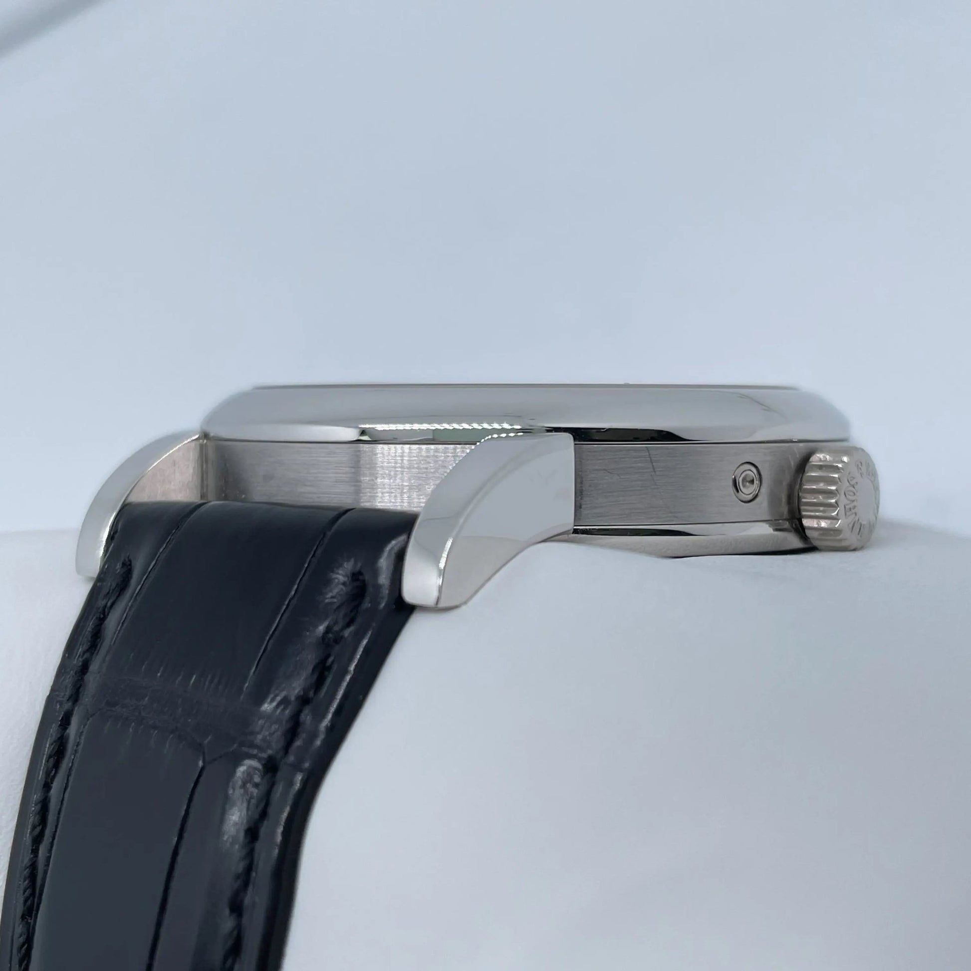 4th image of A. Lange & Söhne 310.025E Wristwatch, PreOwned condition