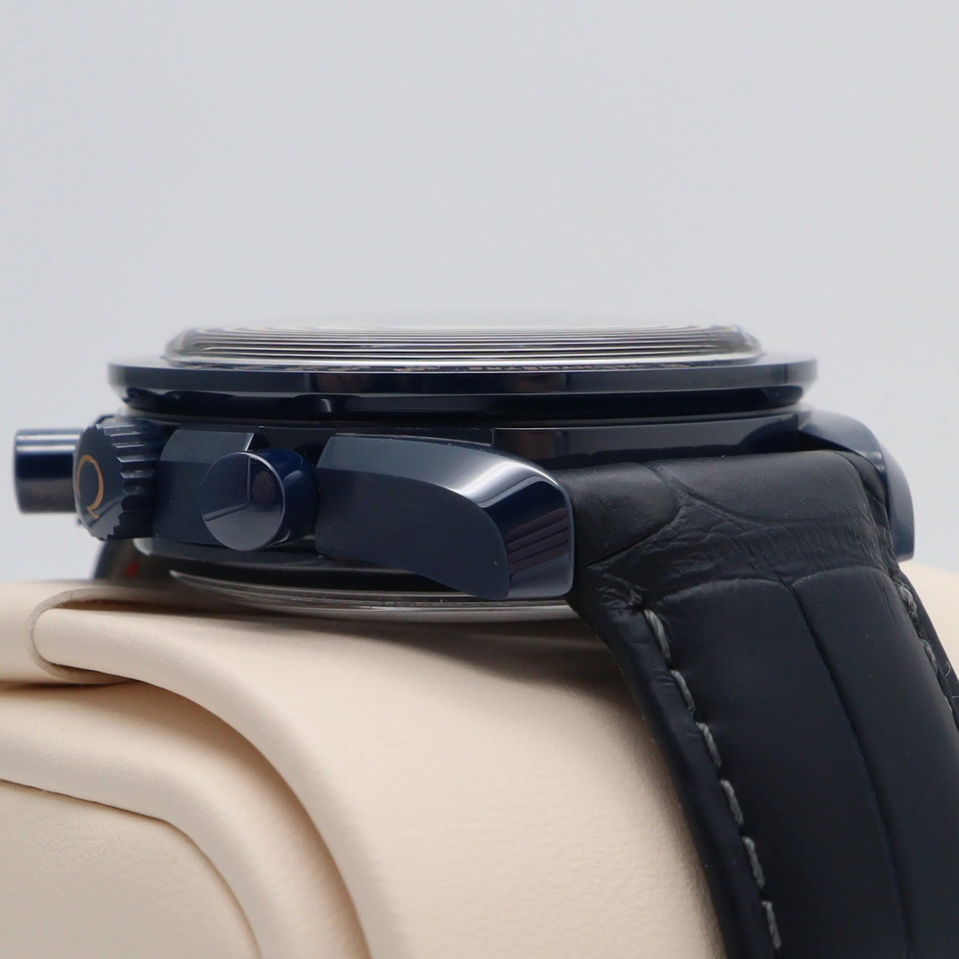 4th image of OMEGA Omega Speedmaster Wristwatch, New condition