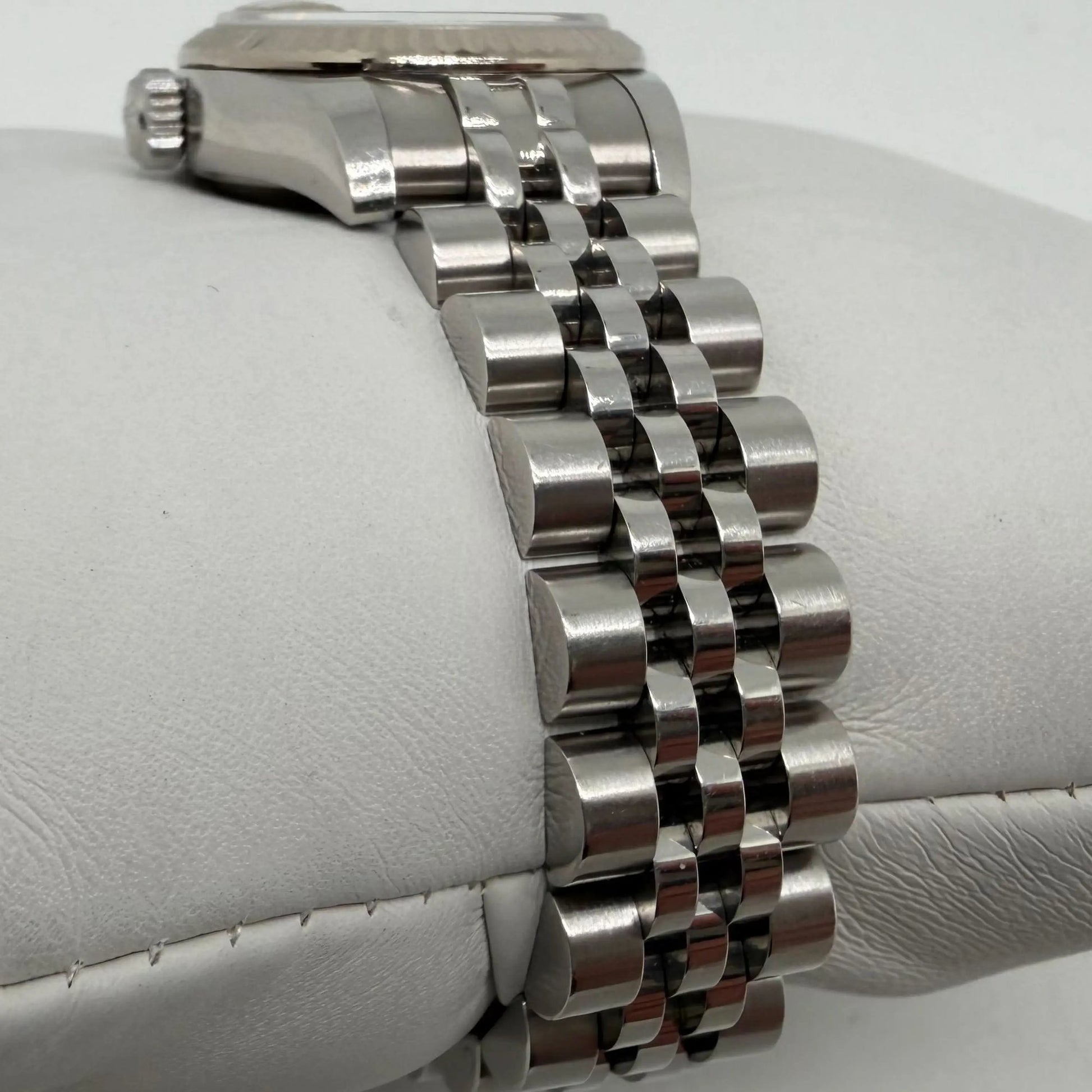 8th image of Rolex Lady Datejust Wristwatch, PreOwned condition