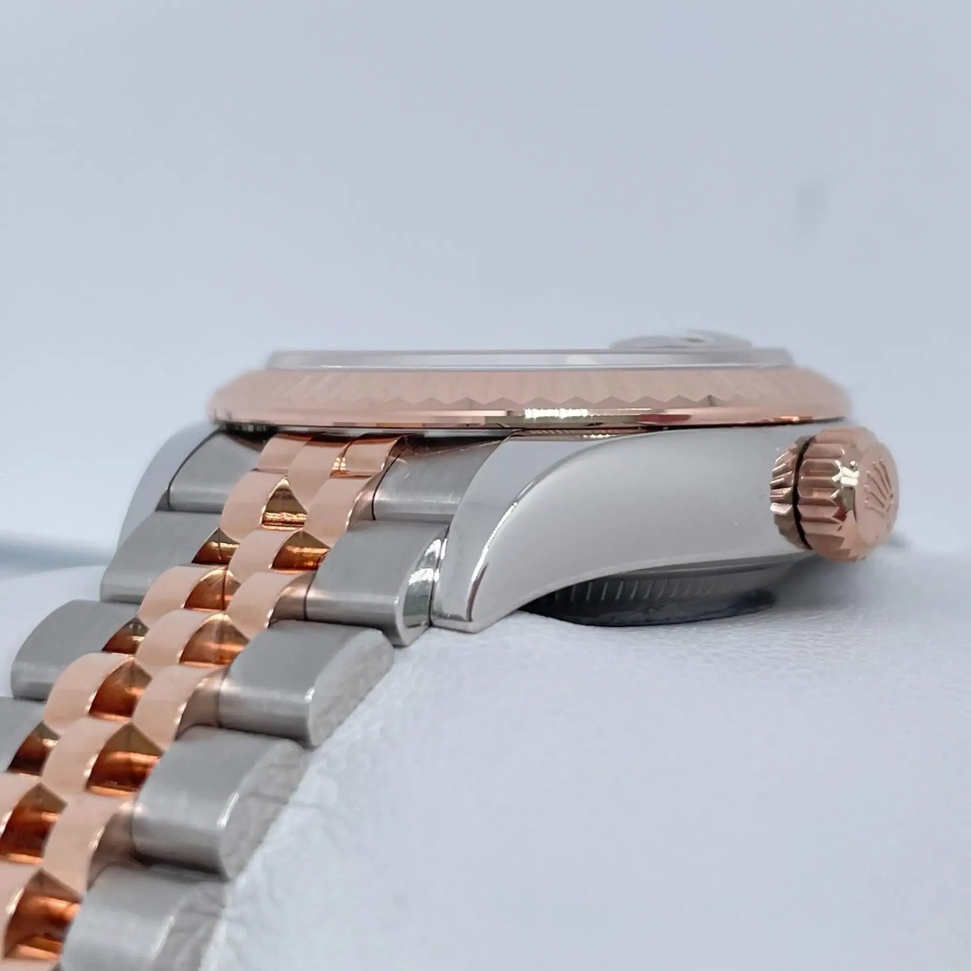 4th image of Rolex Rolex Datejust 279171 Wristwatch, New condition