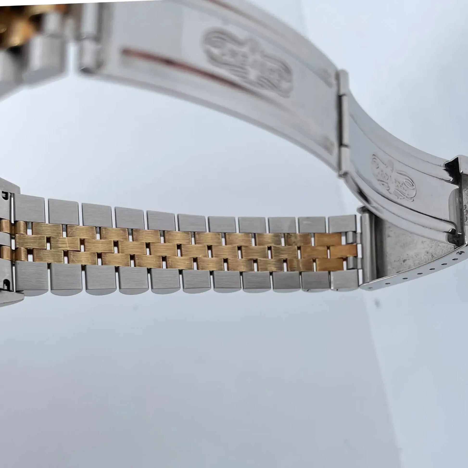 10th image of Rolex Rolex Datejust 16233 Wristwatch, PreOwned condition