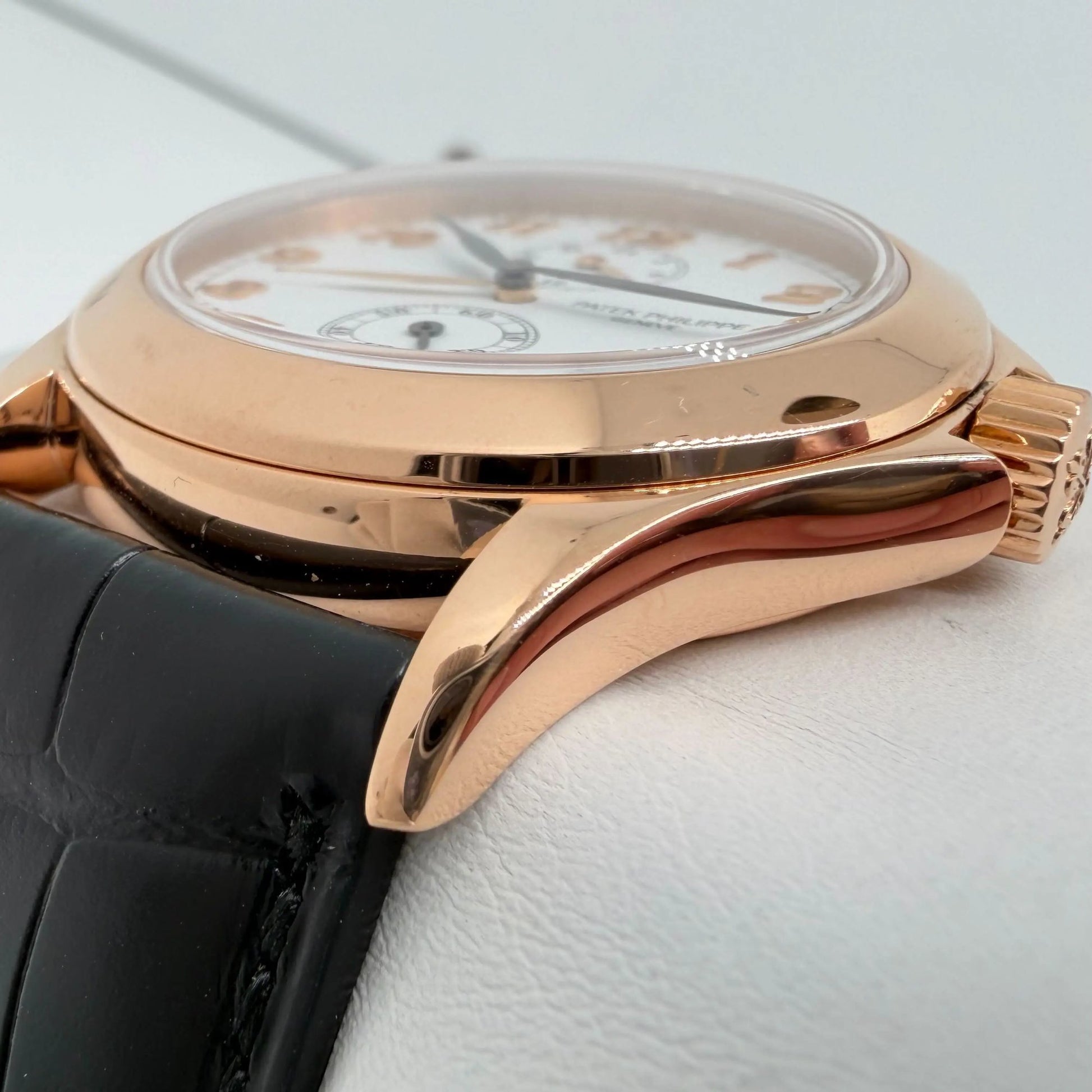 4th image of Patek Philippe Travel Time Wristwatch, PreOwned condition