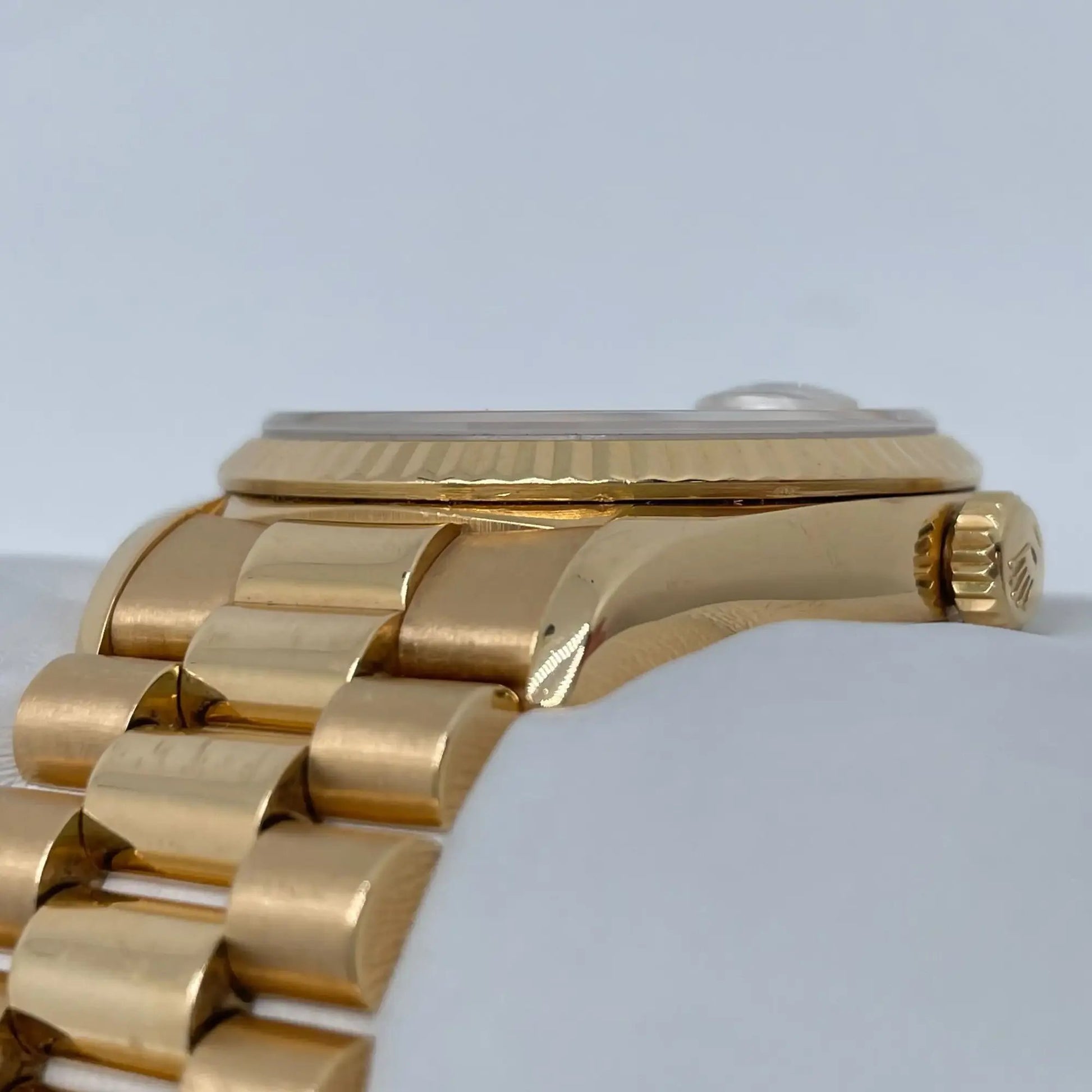 5th image of Rolex Rolex Day-Date 18238 Wristwatch, PreOwned condition