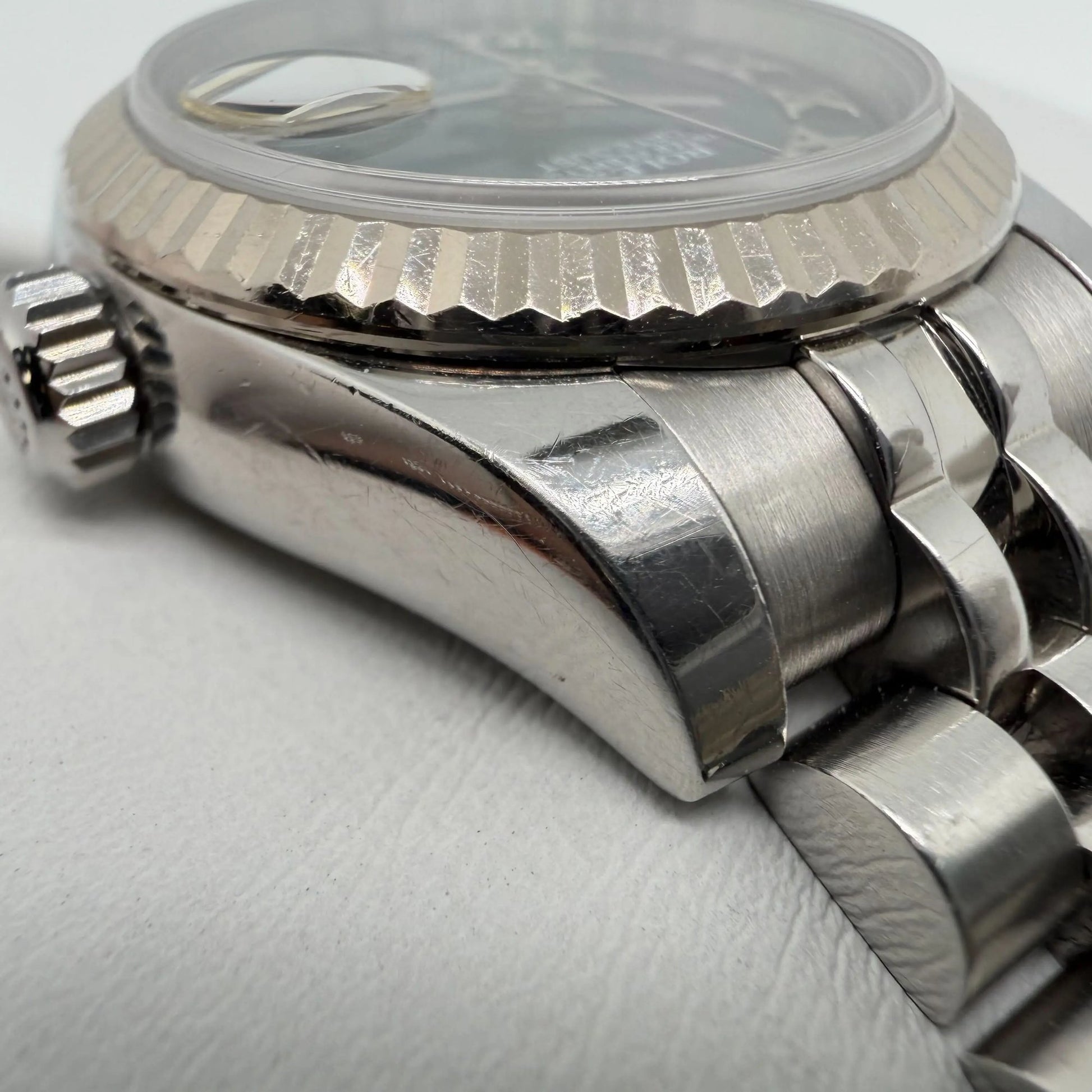 4th image of Rolex Lady Datejust Wristwatch, PreOwned condition