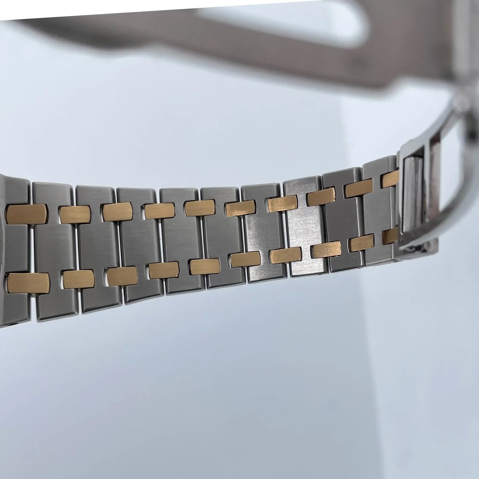 11th image of Audemars Piguet Royal Oak Wristwatch, PreOwned condition