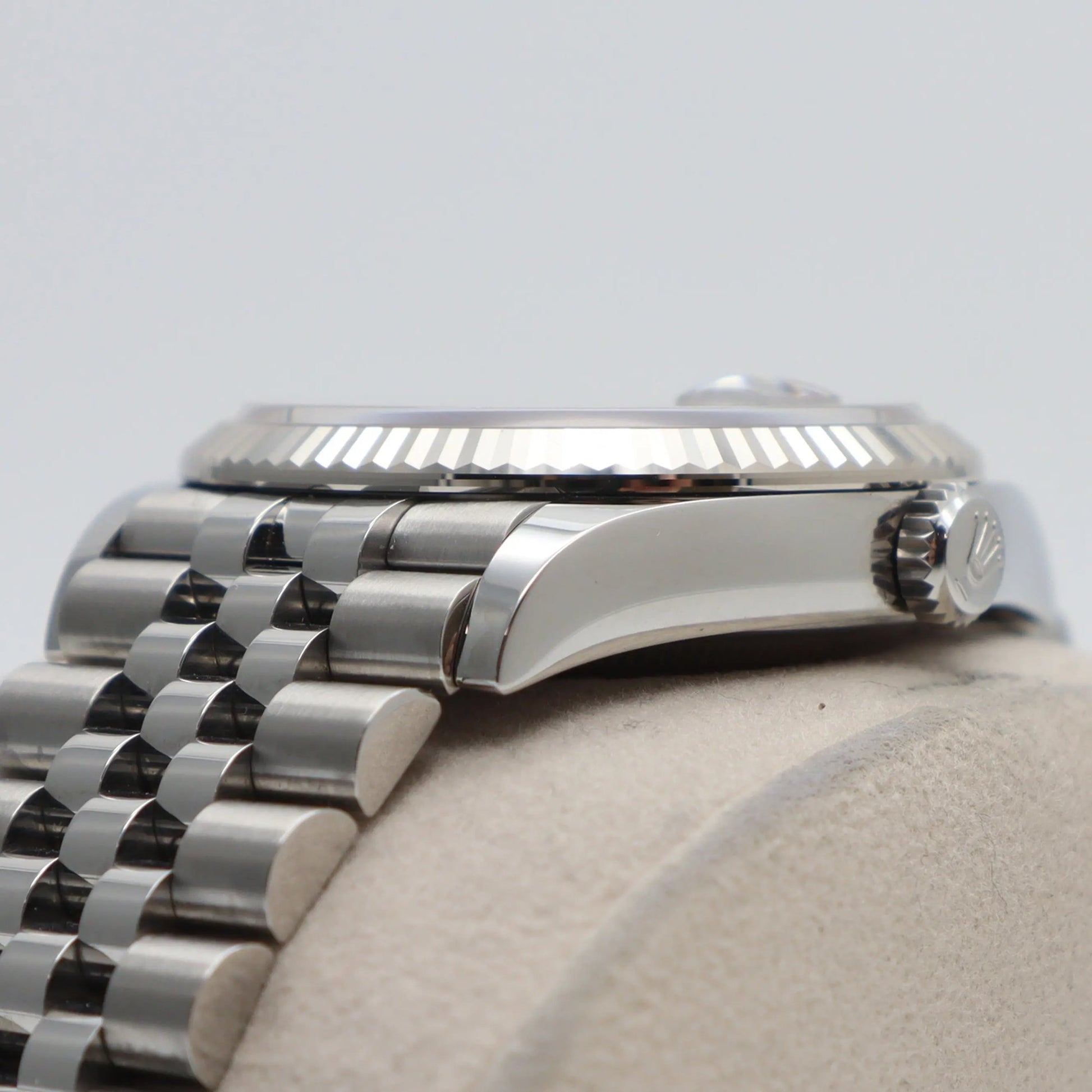 6th image of Rolex Rolex Datejust 126234 Wristwatch, New condition