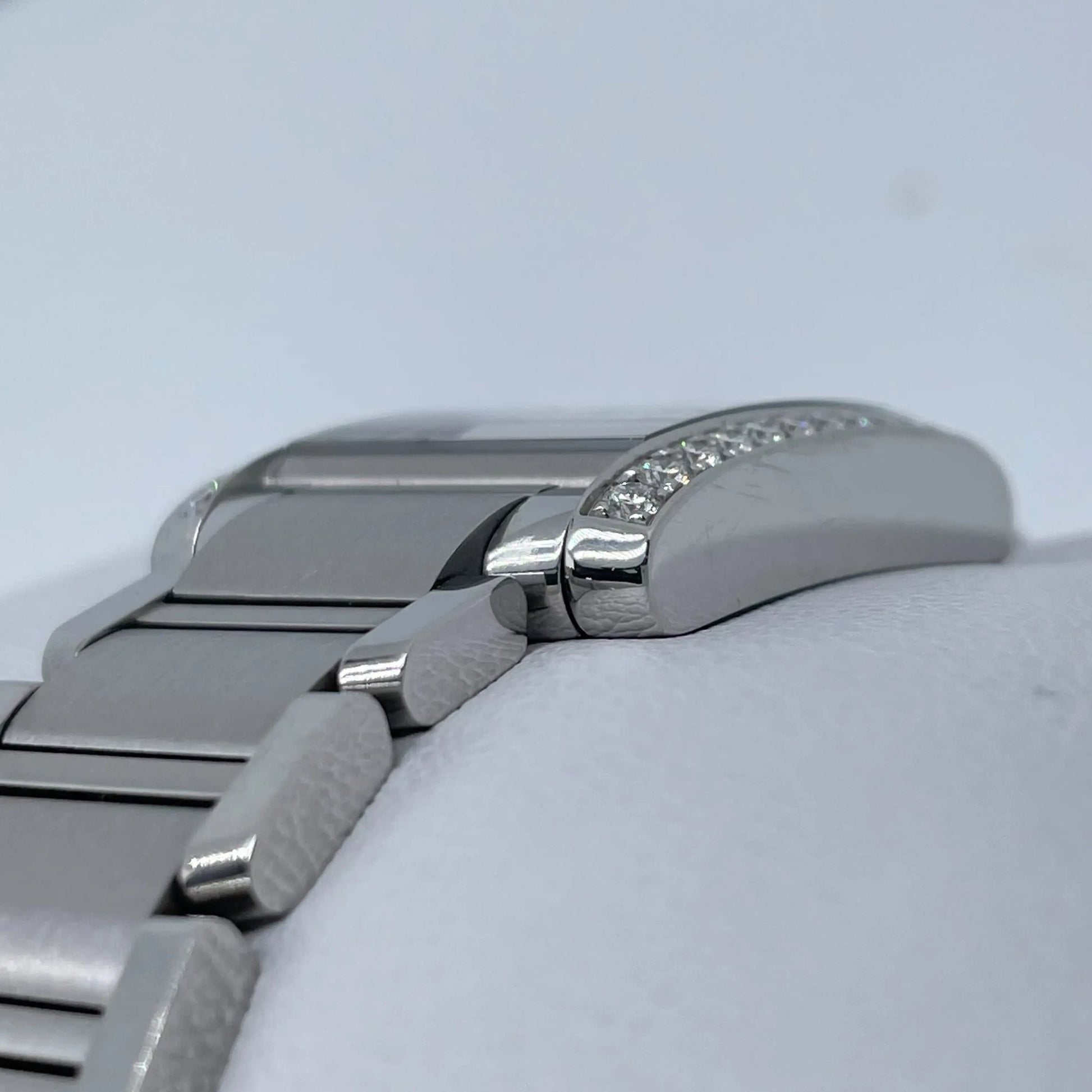 6th image of Cartier  Cartier Tank Francaise Wristwatch, PreOwned condition