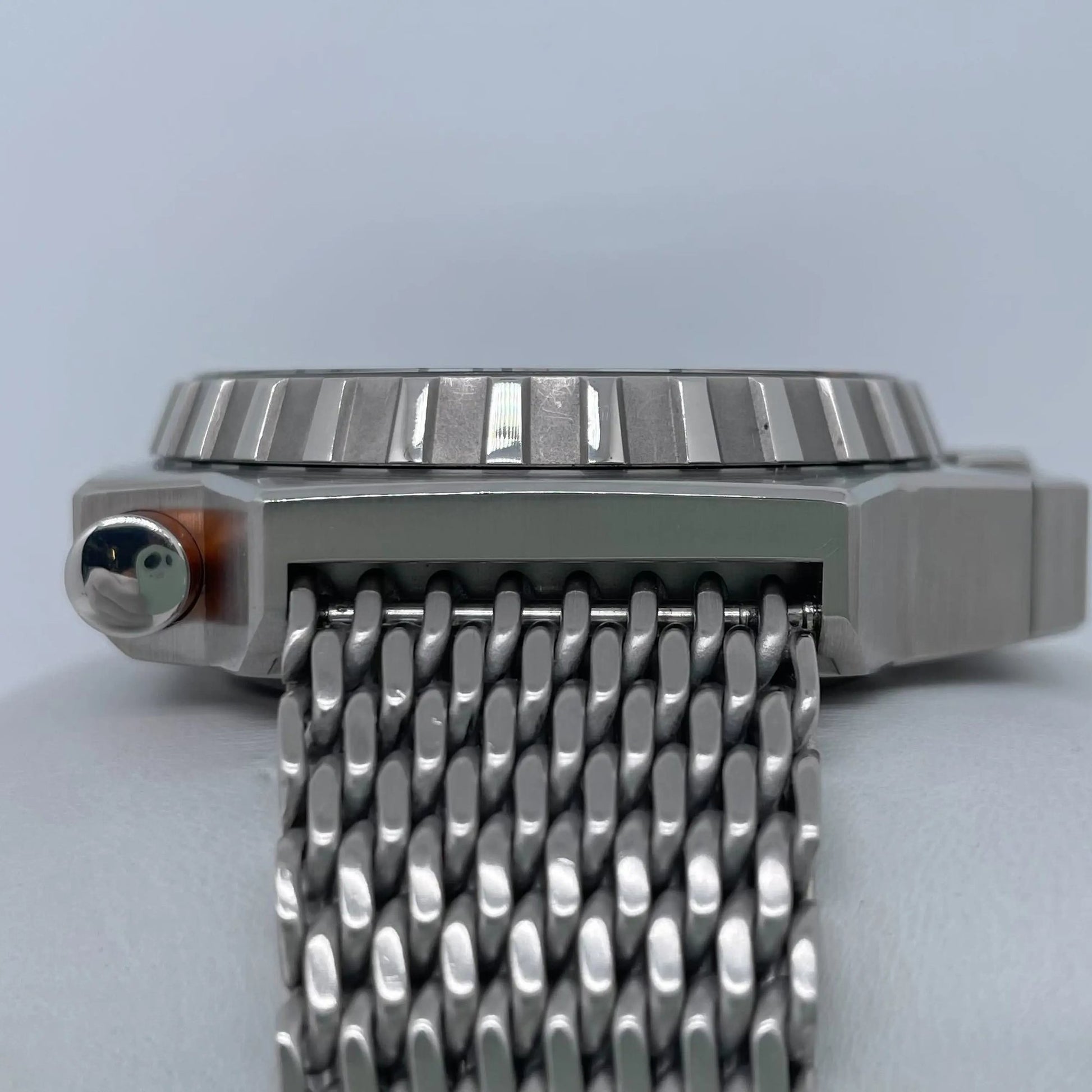 7th image of OMEGA Omega Seamaster PloProf Wristwatch, PreOwned condition
