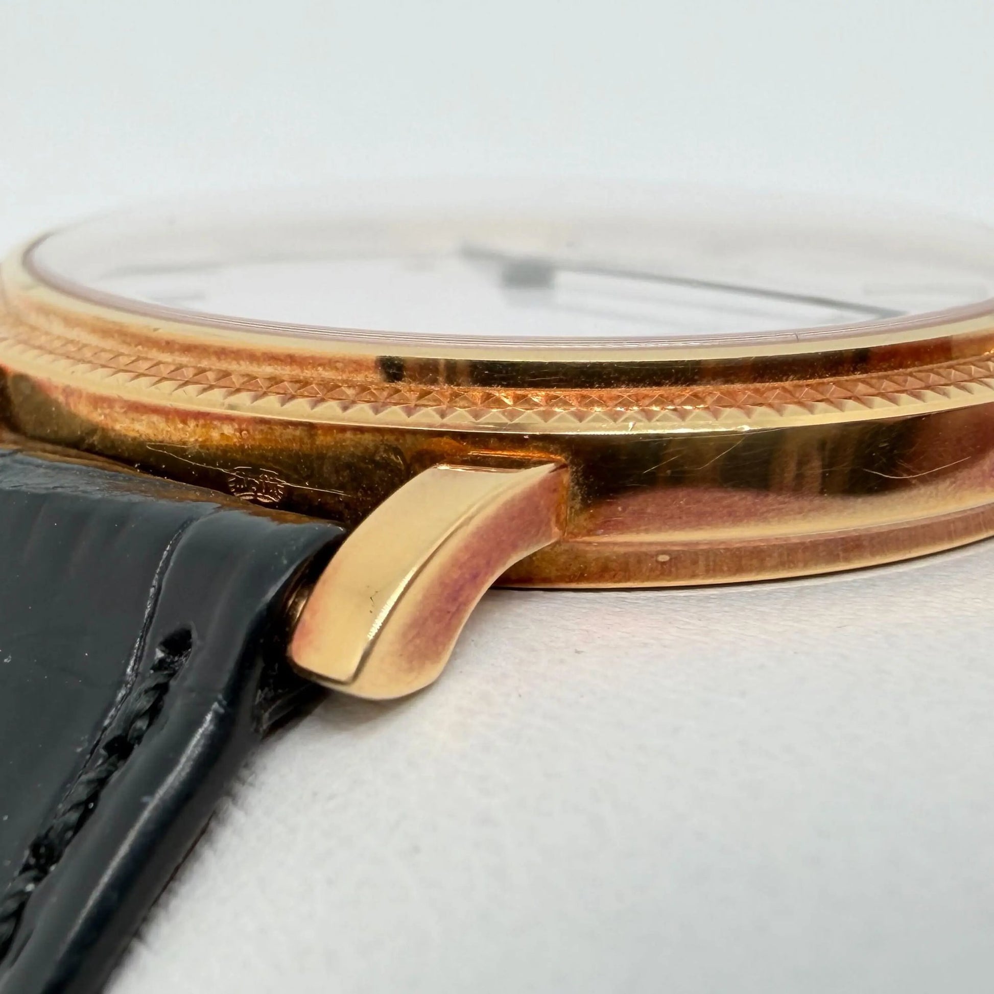 4th image of Patek Philippe Calatrava Wristwatch, PreOwned condition