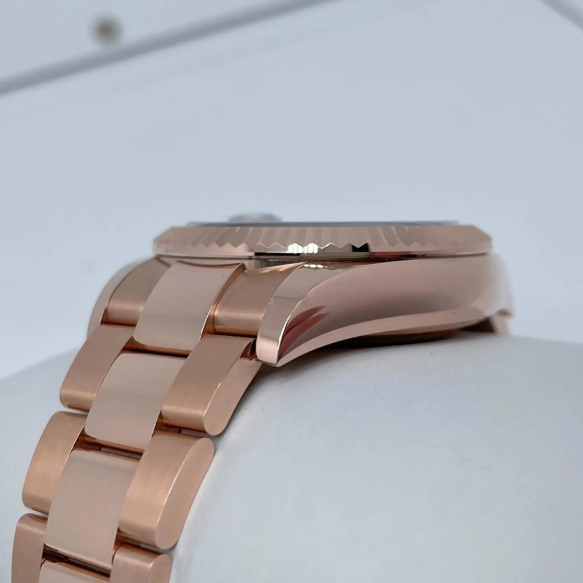 7th image of Rolex Sky-Dweller Wristwatch, New condition