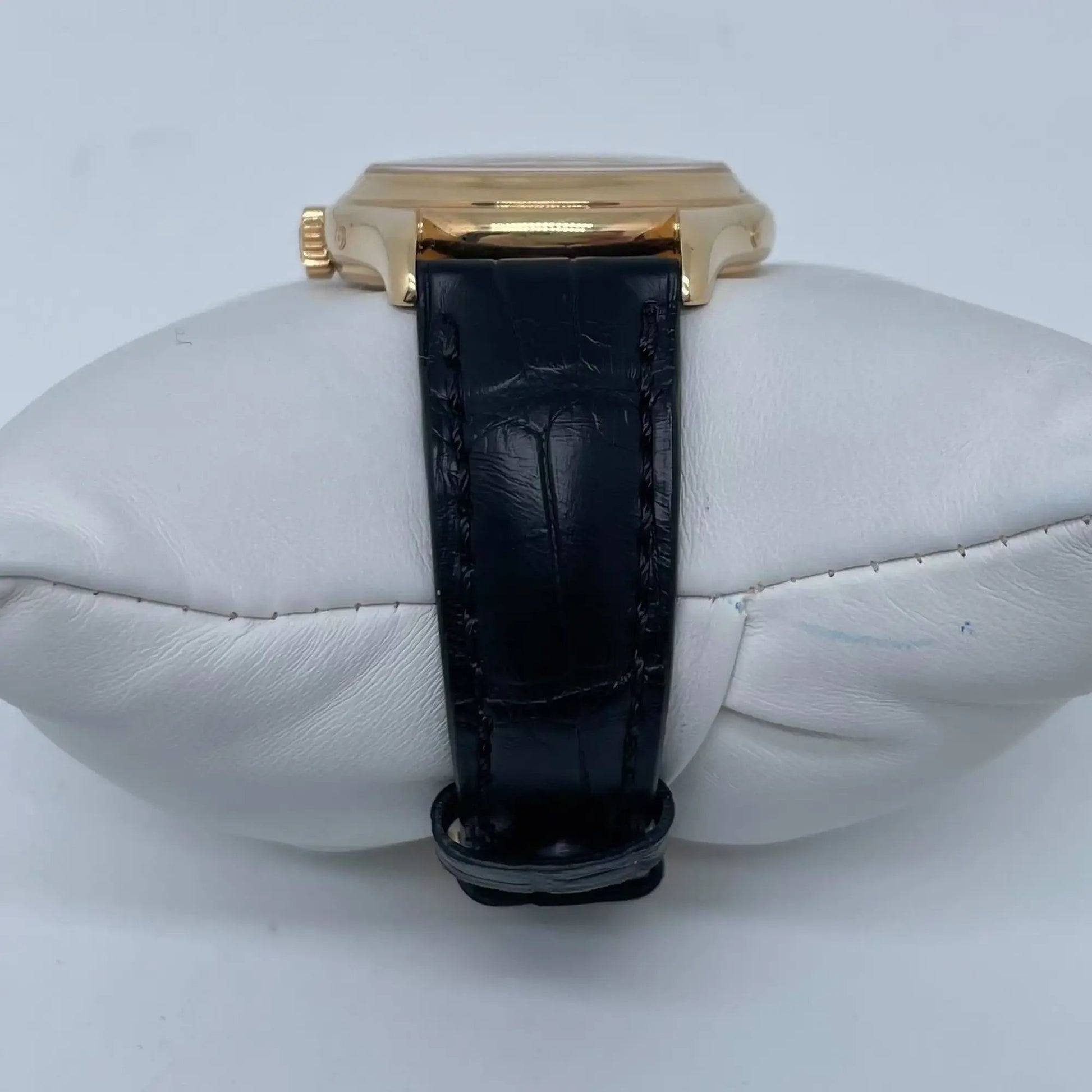 8th image of Patek Philippe  Patek Philippe Annual Calendar Wristwatch, PreOwned condition