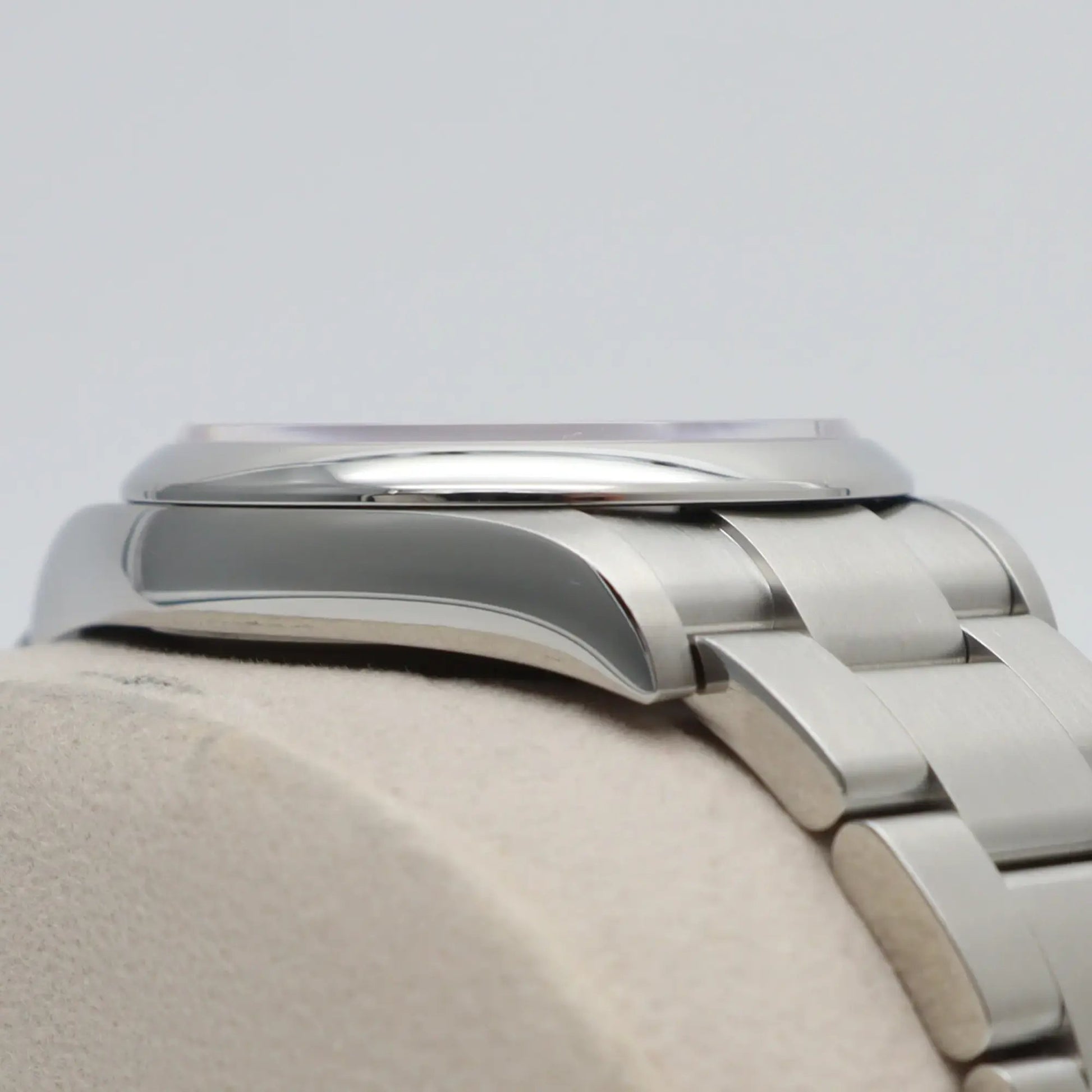 7th image of Rolex Rolex Oyster Perpetual Wristwatch, New condition