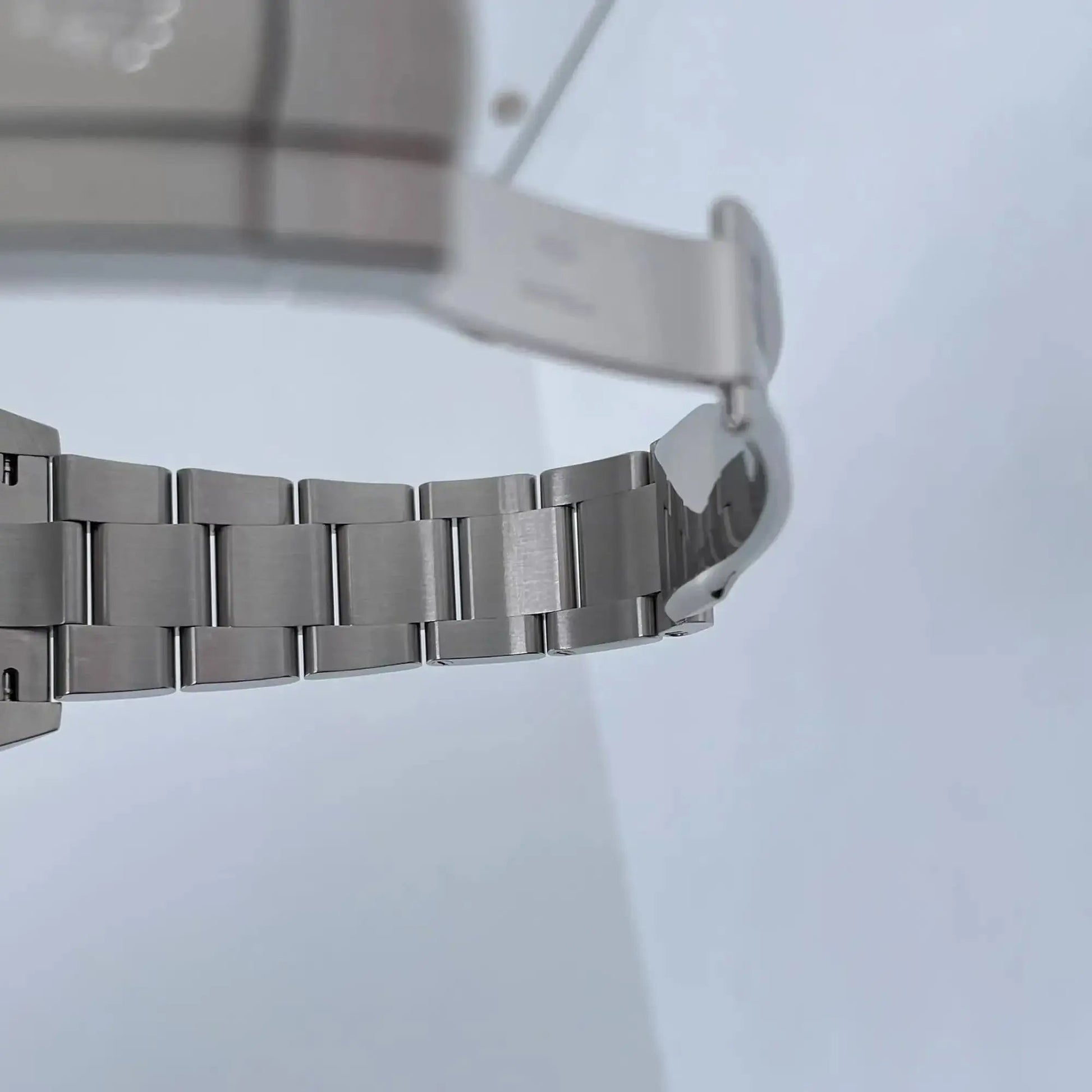 10th image of Rolex Rolex Oyster Perpetual 124300 Wristwatch, PreOwned condition