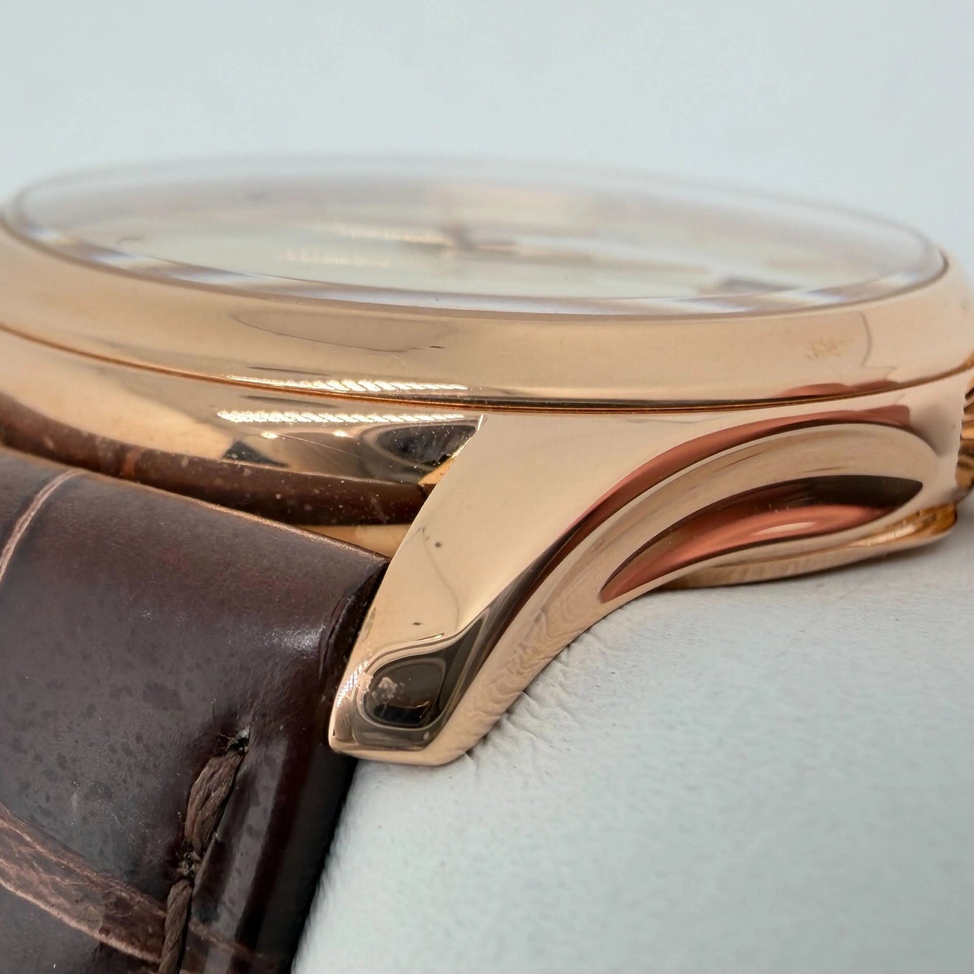 6th image of Patek Philippe Patek Philippe Calatrava Wristwatch, PreOwned condition