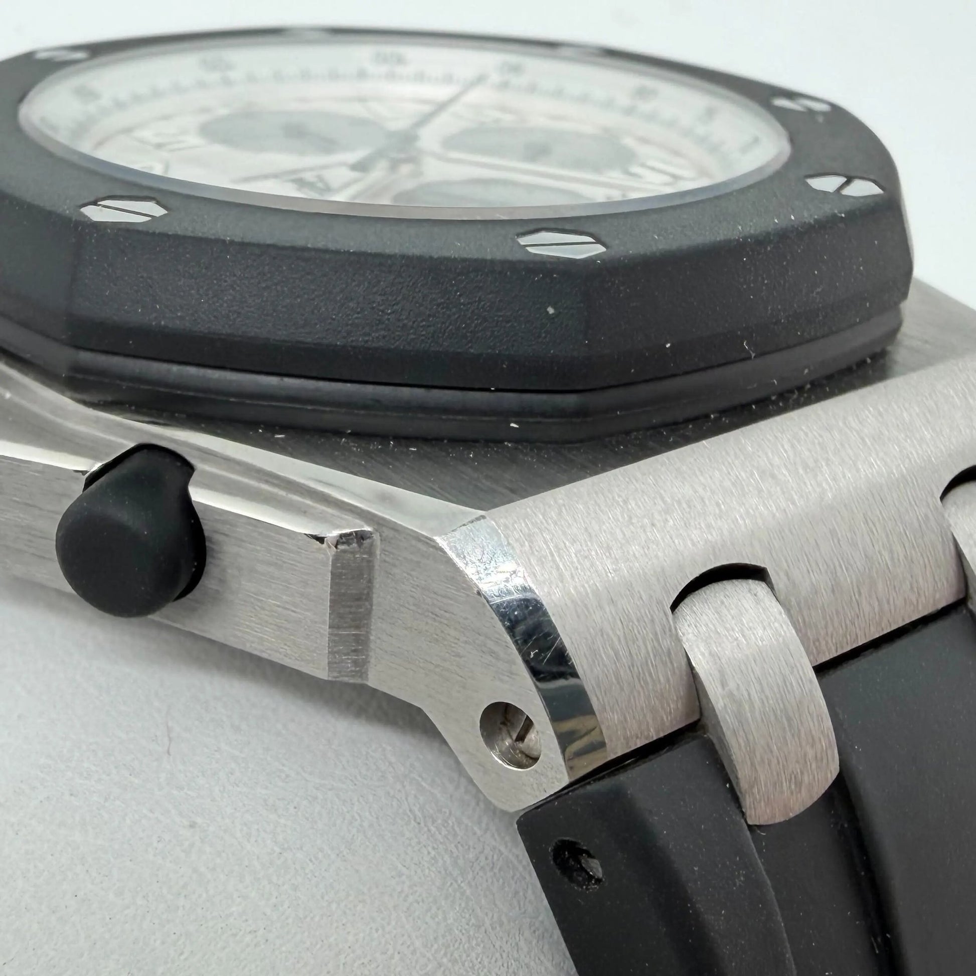 4th image of Audemars Piguet Audemars Piguet Royal Oak Offshore Wristwatch, PreOwned condition