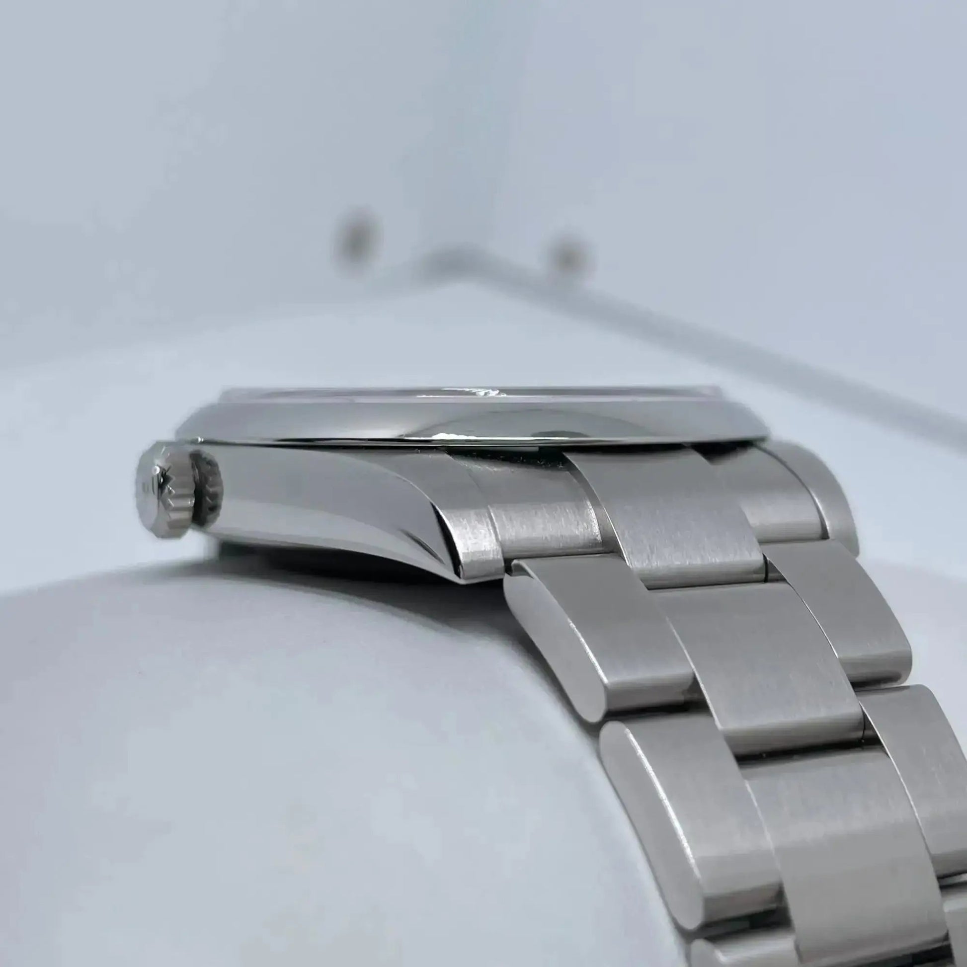 4th image of Rolex Rolex Oyster Perpetual 124300 Wristwatch, New condition