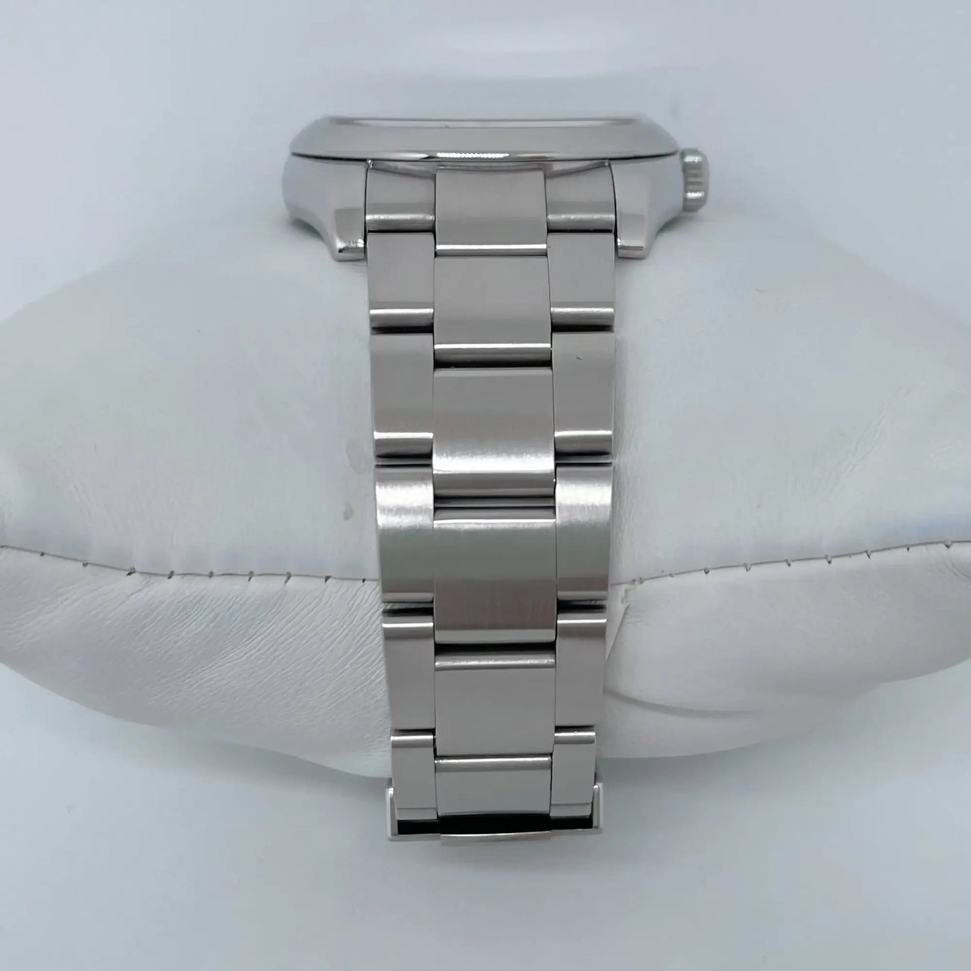 7th image of Rolex Oyster Perpetual Wristwatch, PreOwned condition