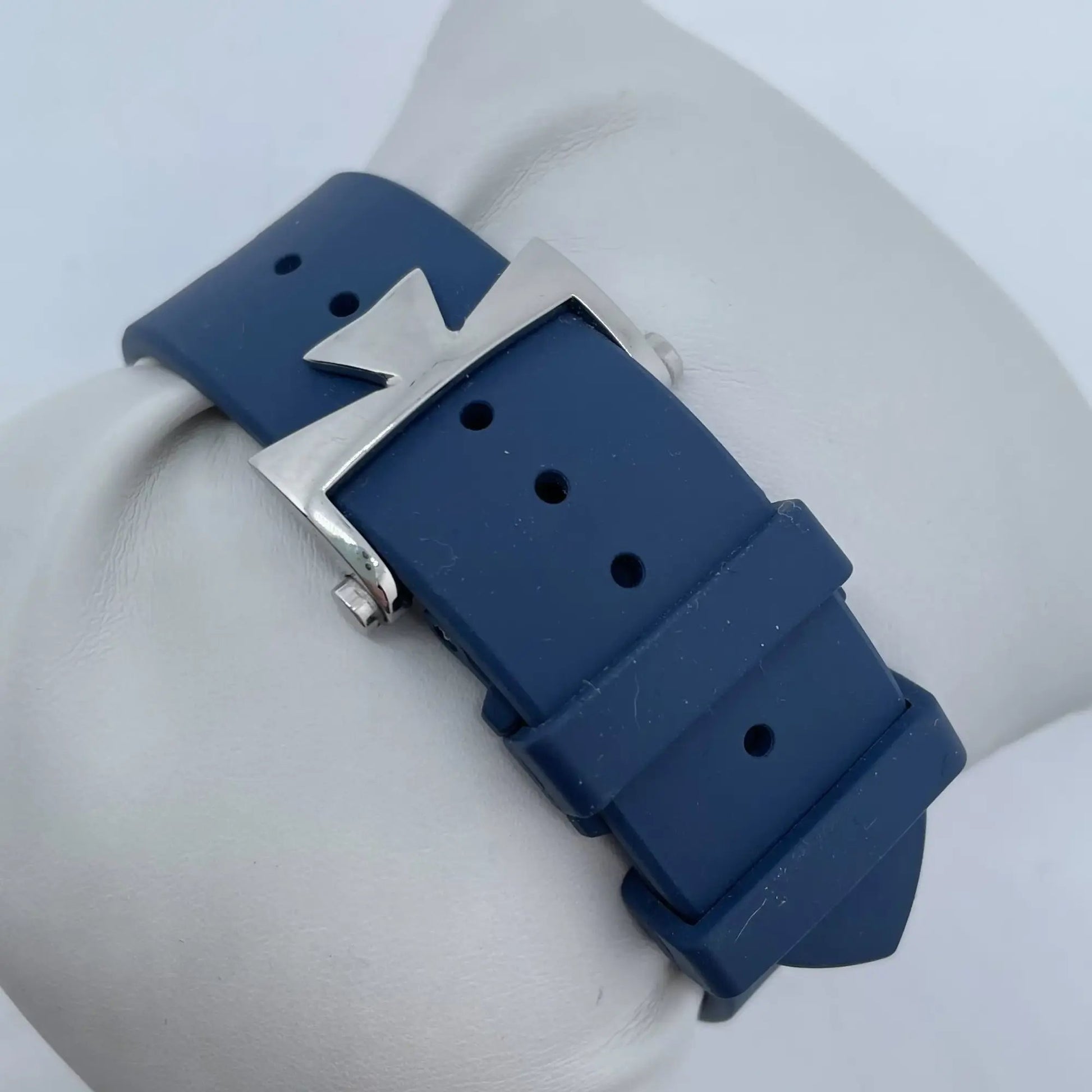 11th image of Vacheron Constantin  Vacheron Constantin Overseas Wristwatch, PreOwned condition