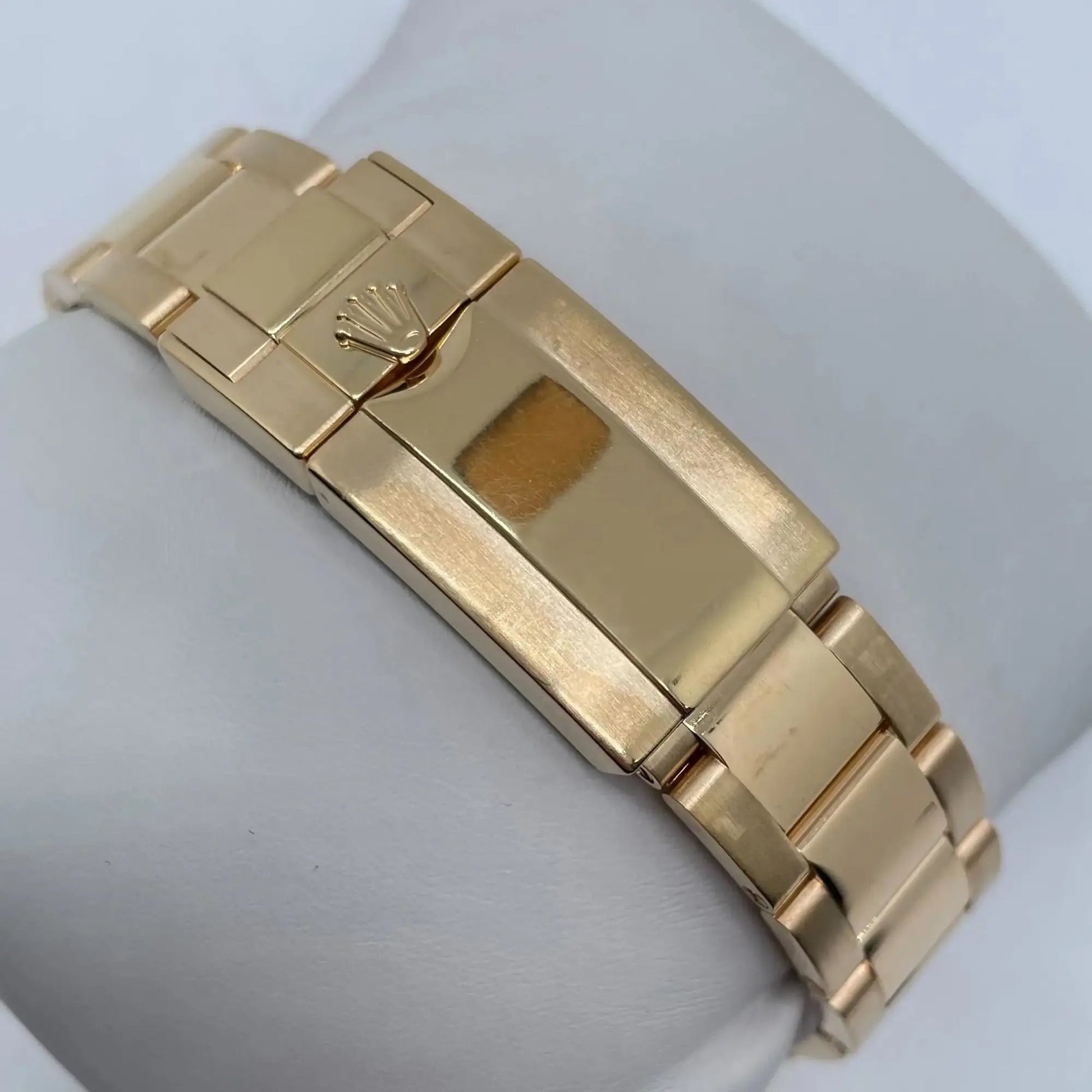 12th image of Rolex Yacht-Master II Wristwatch, PreOwned condition