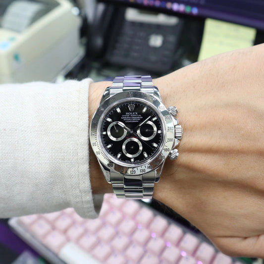 2nd image of Rolex Cosmograph Daytona Wristwatch, PreOwned condition
