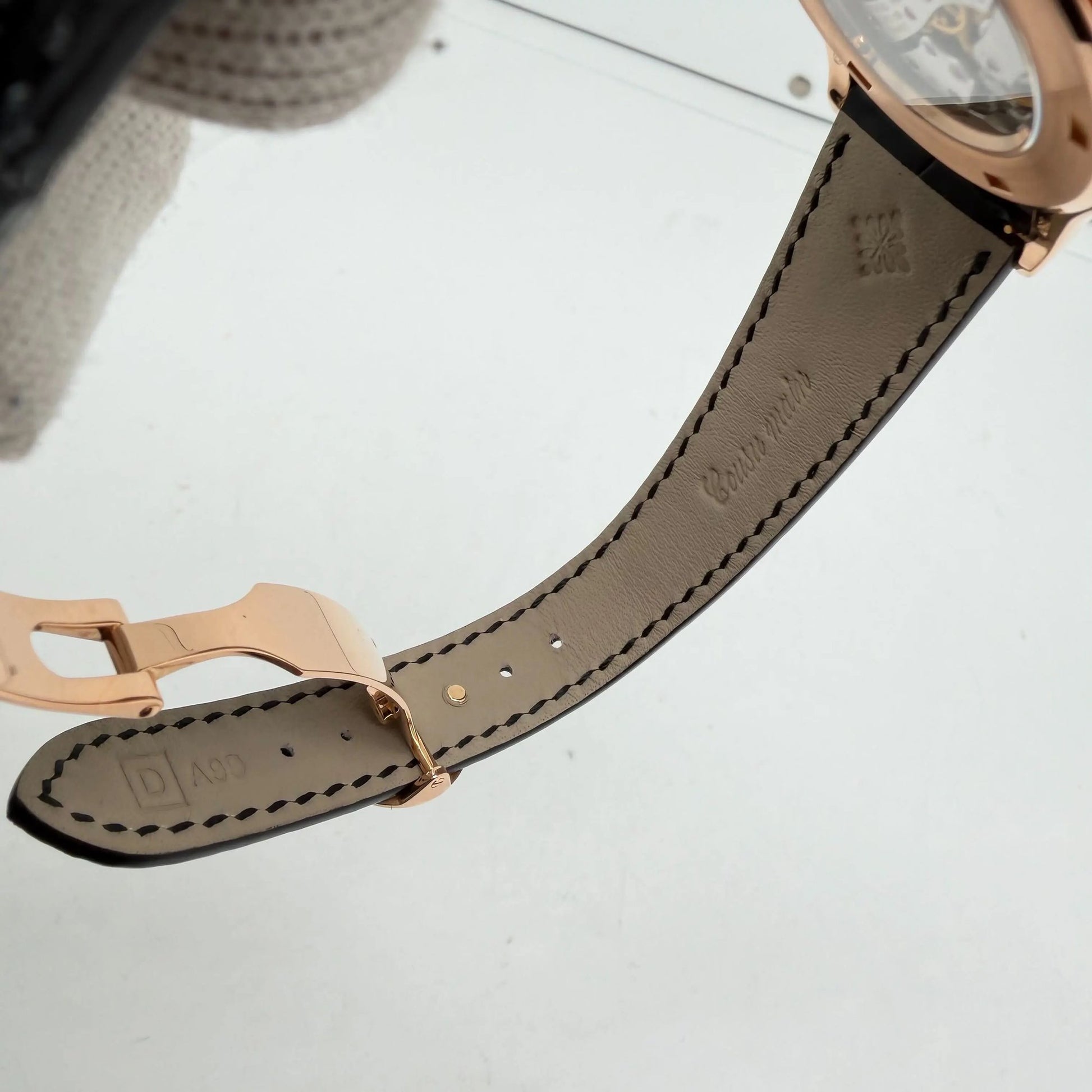 11th image of Patek Philippe Travel Time Wristwatch, PreOwned condition