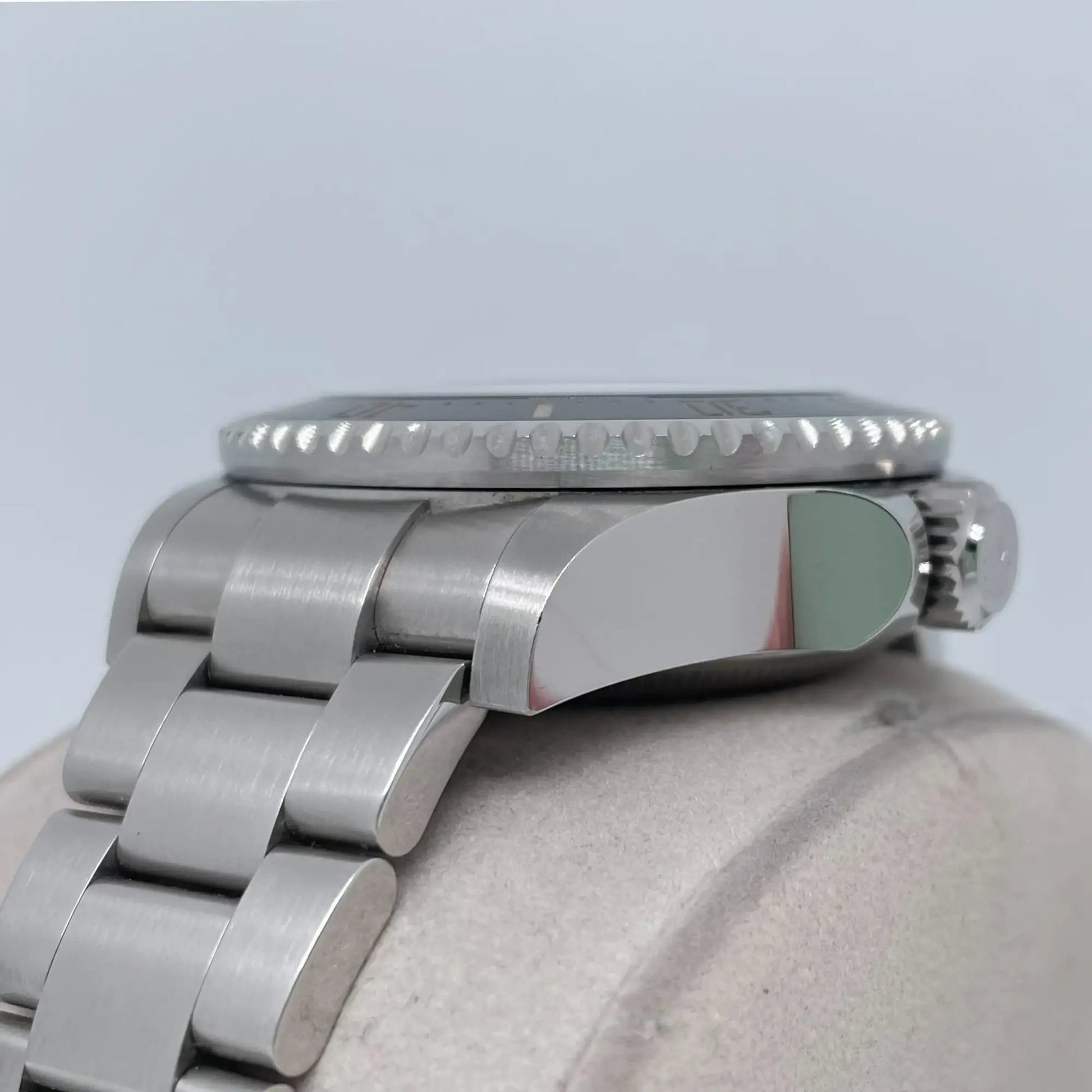 5th image of Rolex Rolex Sea-Dweller  Wristwatch, PreOwned condition