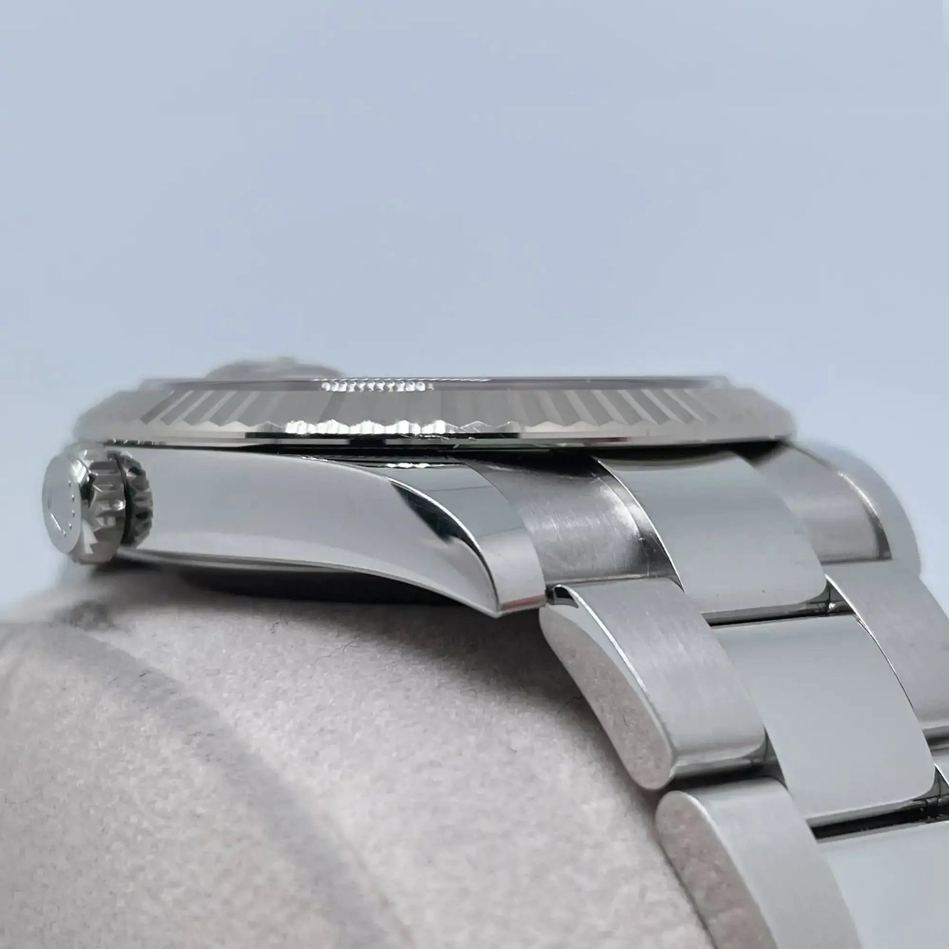 4th image of Rolex Datejust Wristwatch, PreOwned condition
