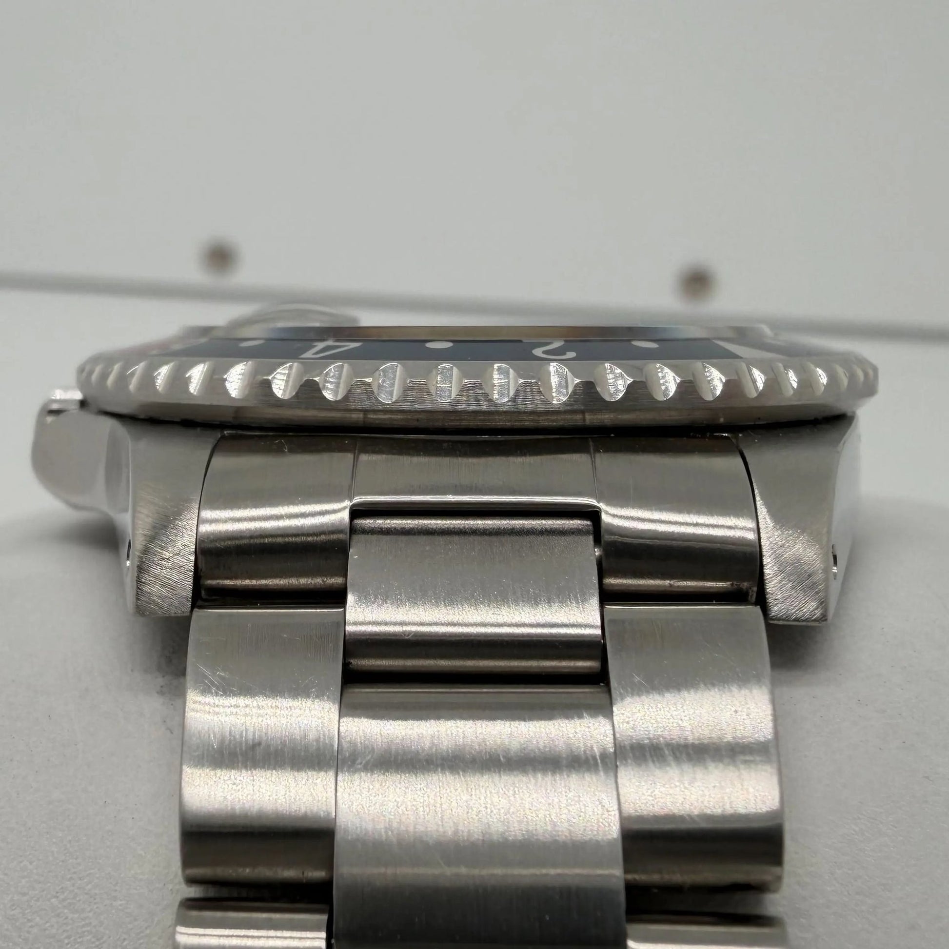 8th image of Rolex Rolex GMT-Master II 16710 Wristwatch, PreOwned condition