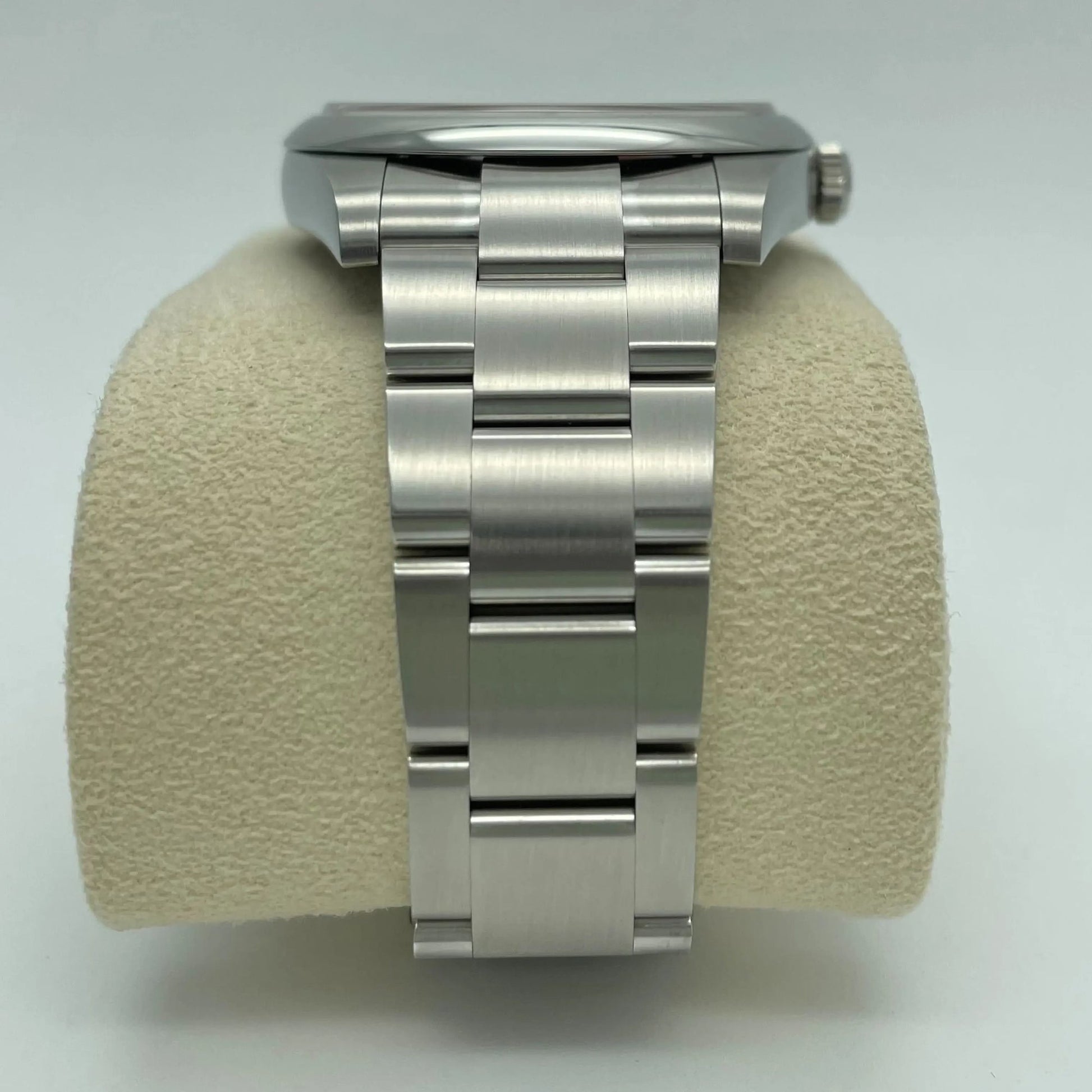 8th image of Rolex Rolex Oyster Perpetual Wristwatch, Unworn condition