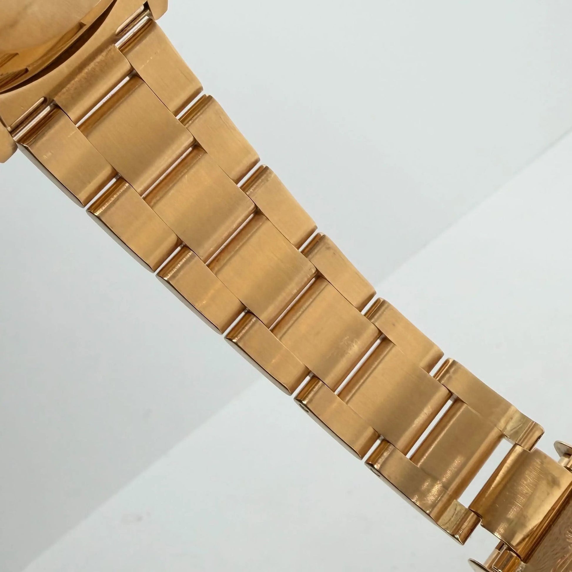 9th image of Rolex Rolex Submariner Wristwatch, PreOwned condition