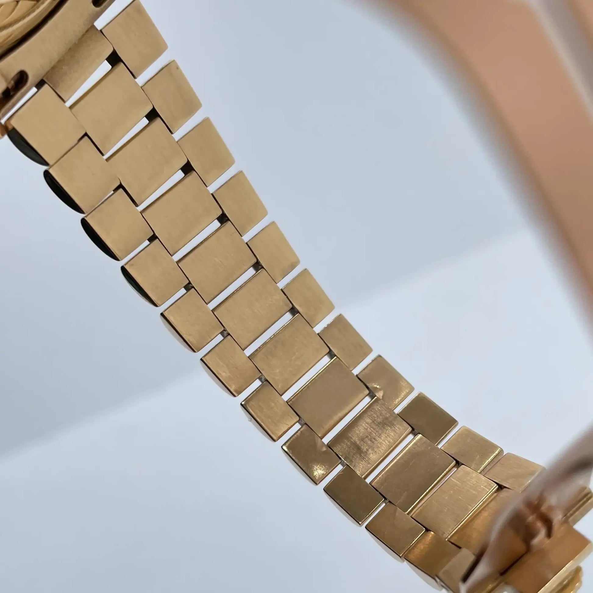 10th image of Rolex Rolex Day-Date 18238 Wristwatch, PreOwned condition