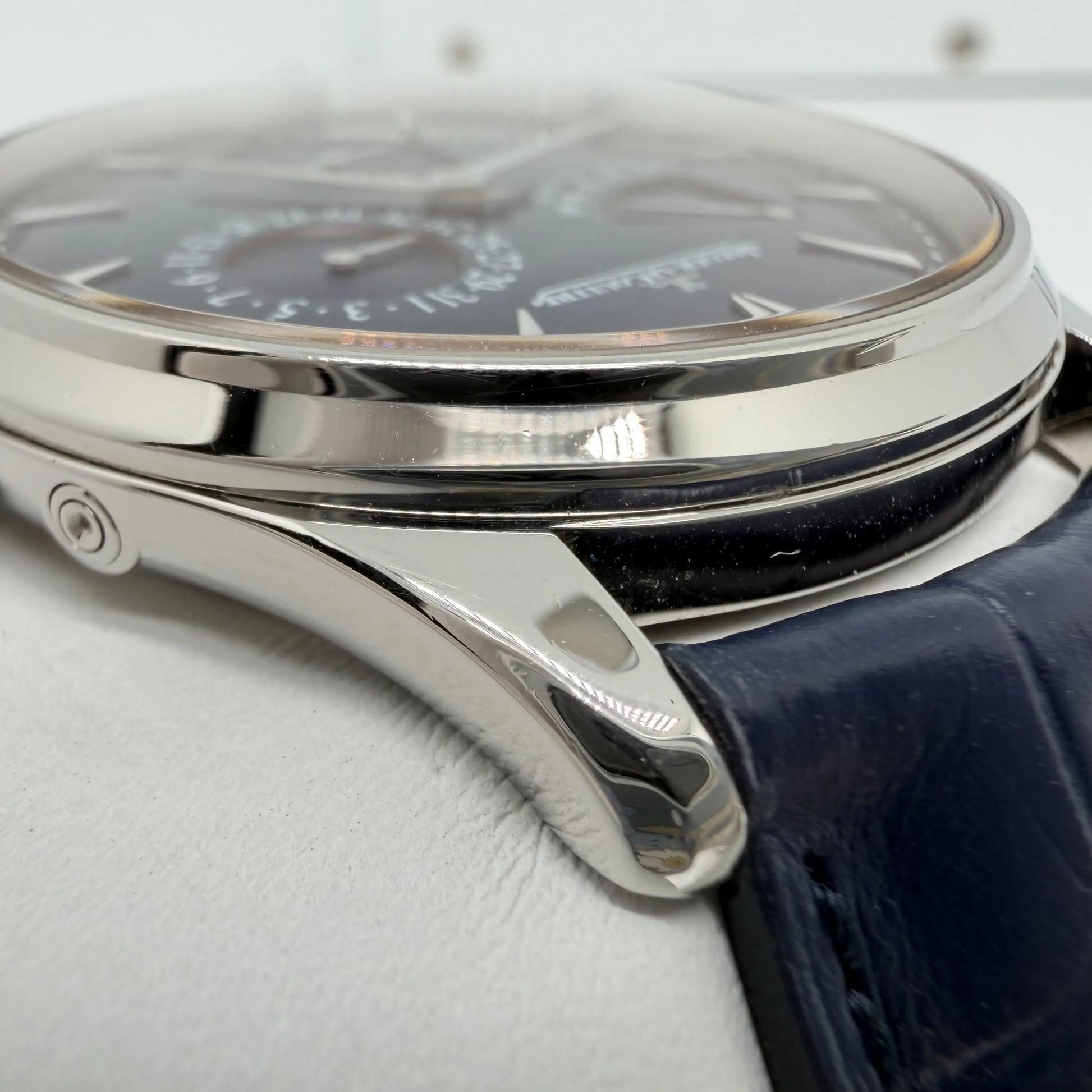4th image of Jaeger-LeCoultre  Jaeger Lecoultre Ultra Thin Wristwatch, PreOwned condition