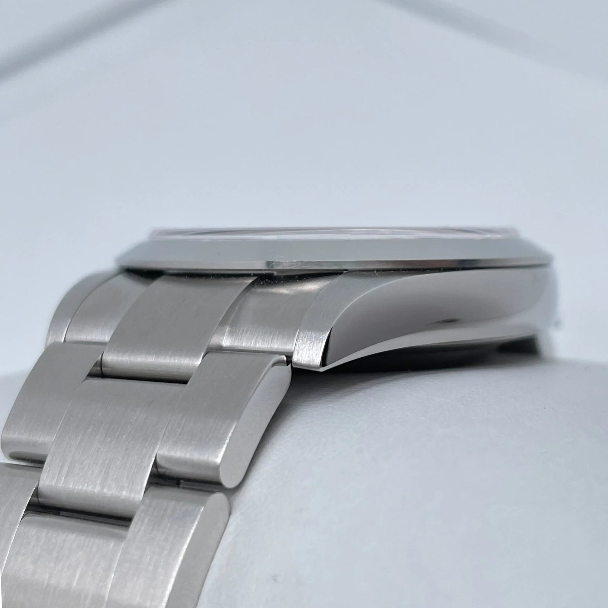 7th image of Rolex Rolex Explorer 124270 Wristwatch, New condition