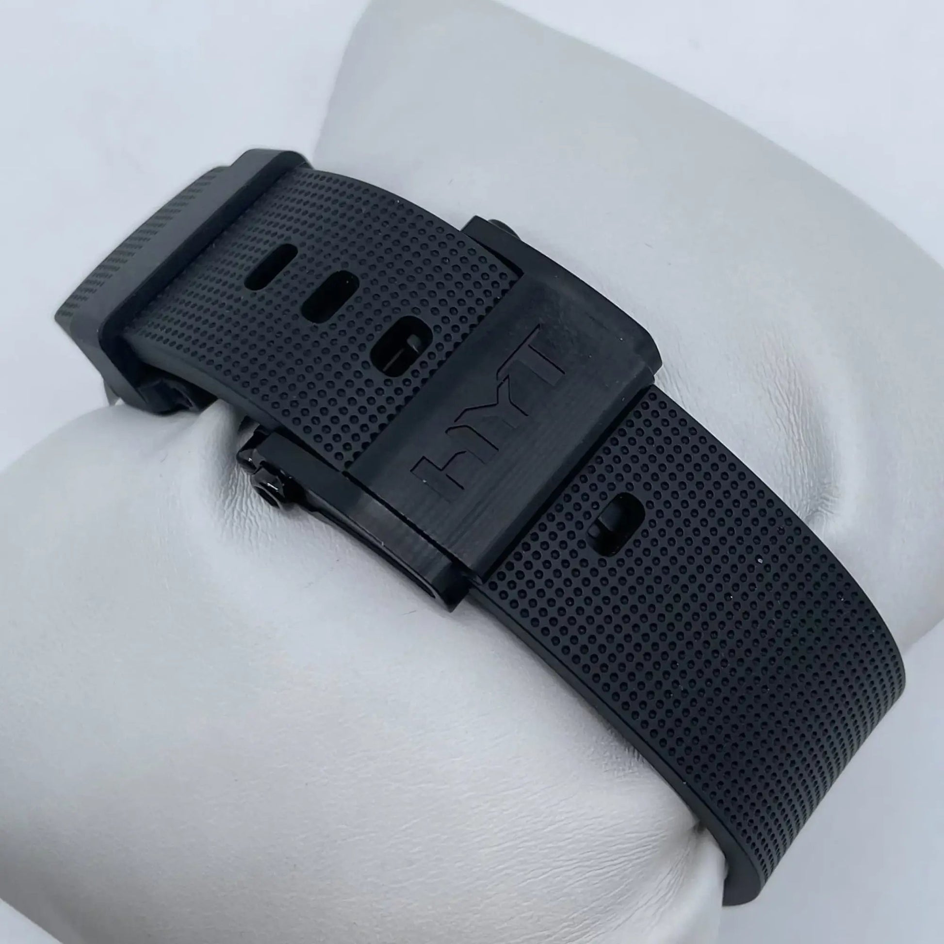 11th image of HYT  HYT H0 Blue Night Wristwatch, New condition
