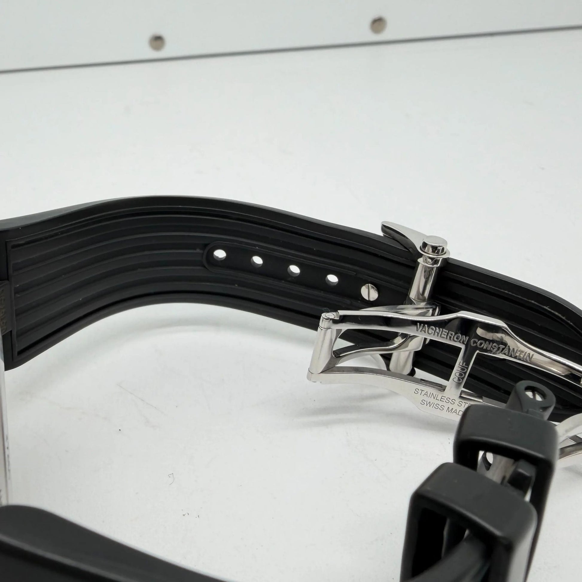 11th image of Vacheron Constantin Overseas Dual Time Wristwatch, PreOwned condition