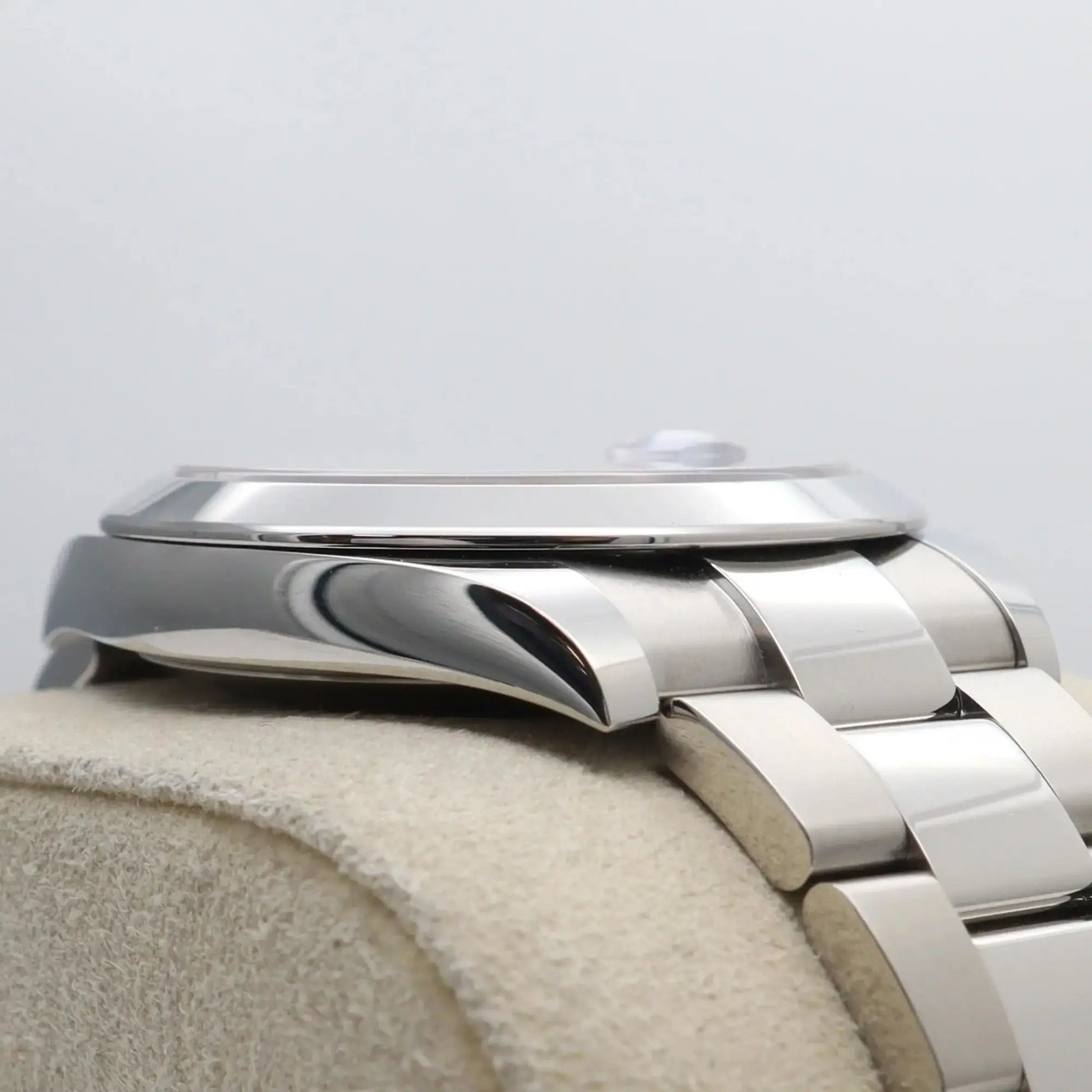 6th image of Rolex Rolex Datejust 126300 Wristwatch, New condition