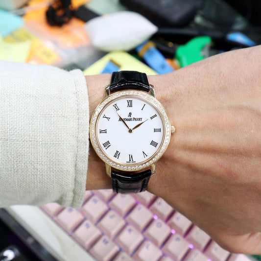 2nd image of Audemars Piguet Jules Audemars Wristwatch, PreOwned condition