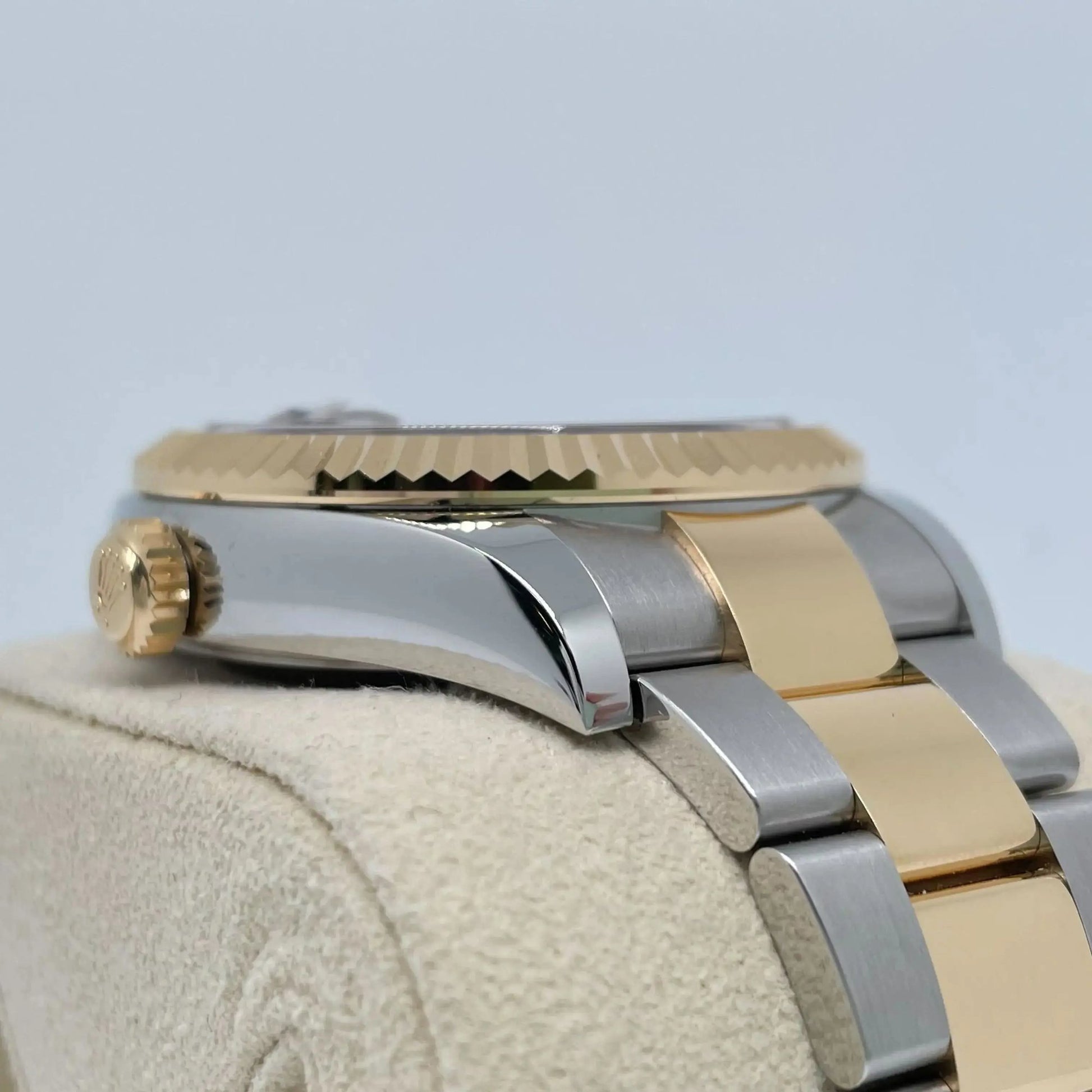 3rd image of Rolex Rolex Sky-Dweller 326933 Wristwatch, PreOwned condition