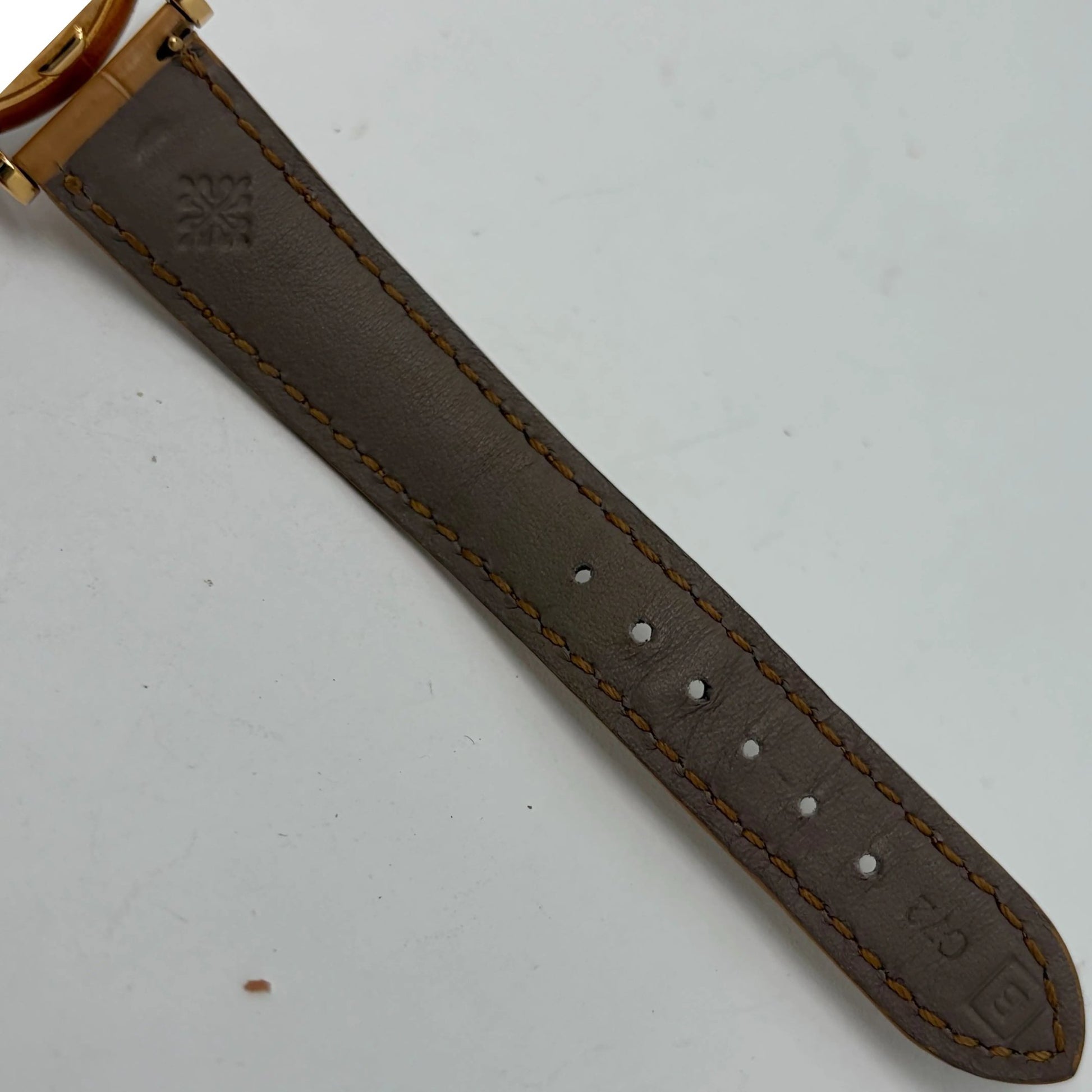 10th image of Patek Philippe Patek Philippe Calatrava Wristwatch, PreOwned condition