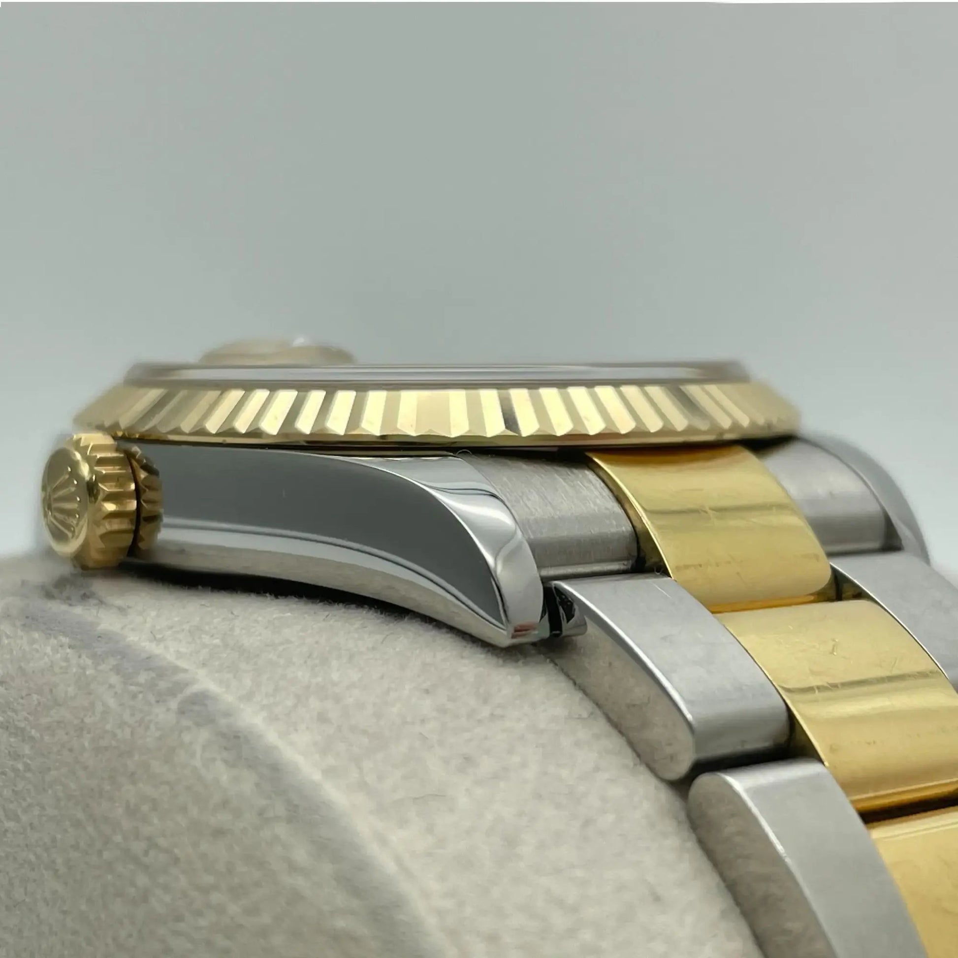 5th image of Rolex Rolex Datejust 126233 Wristwatch, PreOwned condition