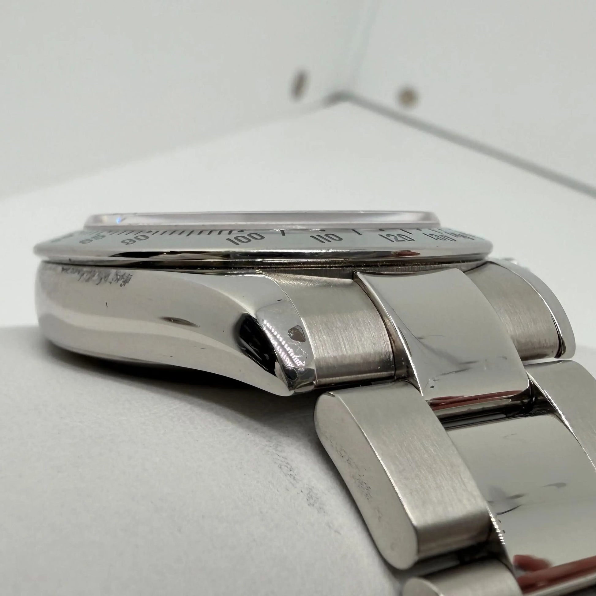 5th image of Rolex Cosmograph Daytona Wristwatch, PreOwned condition